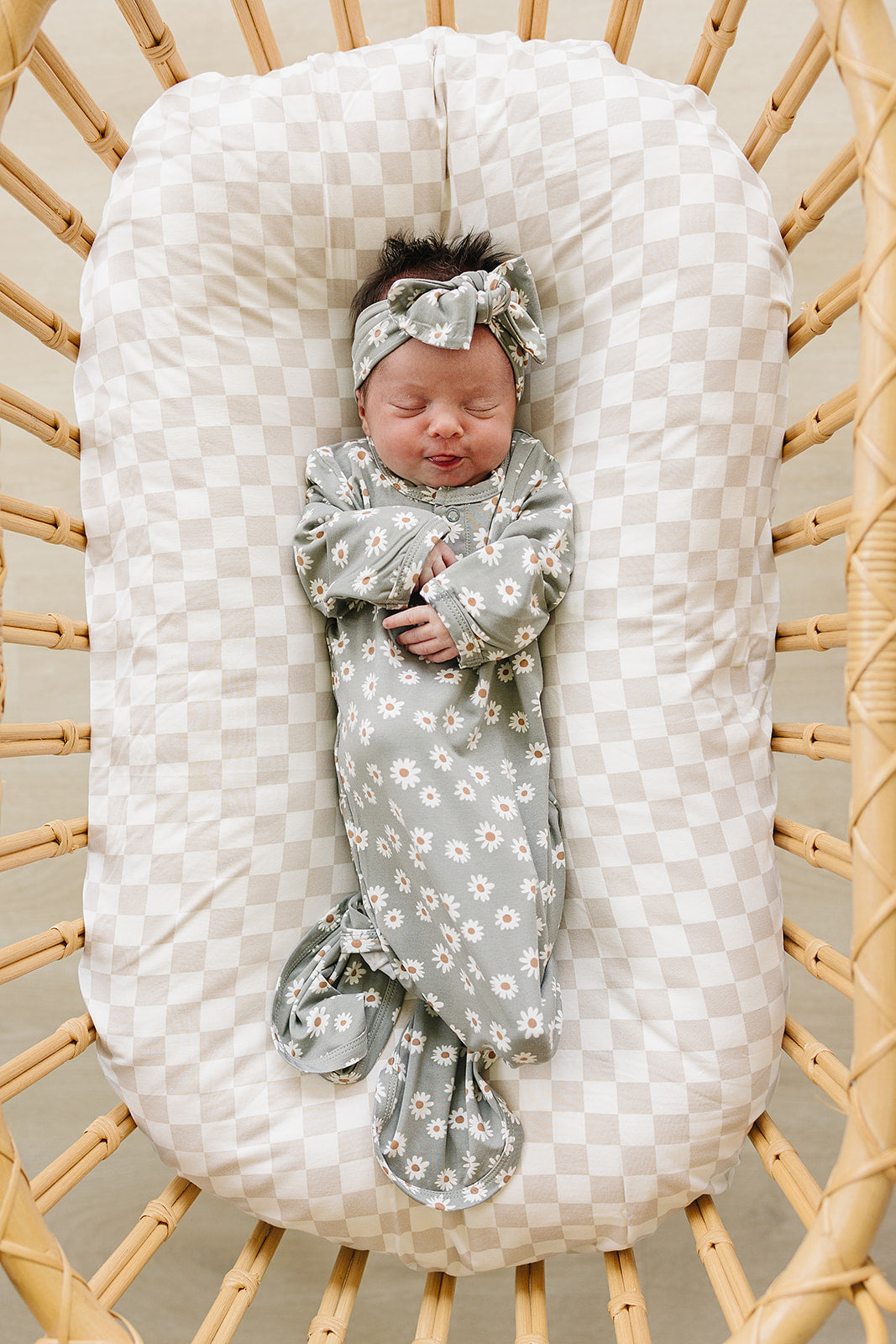 Light Green Daisy Bamboo Knot Gown  Mebie Baby