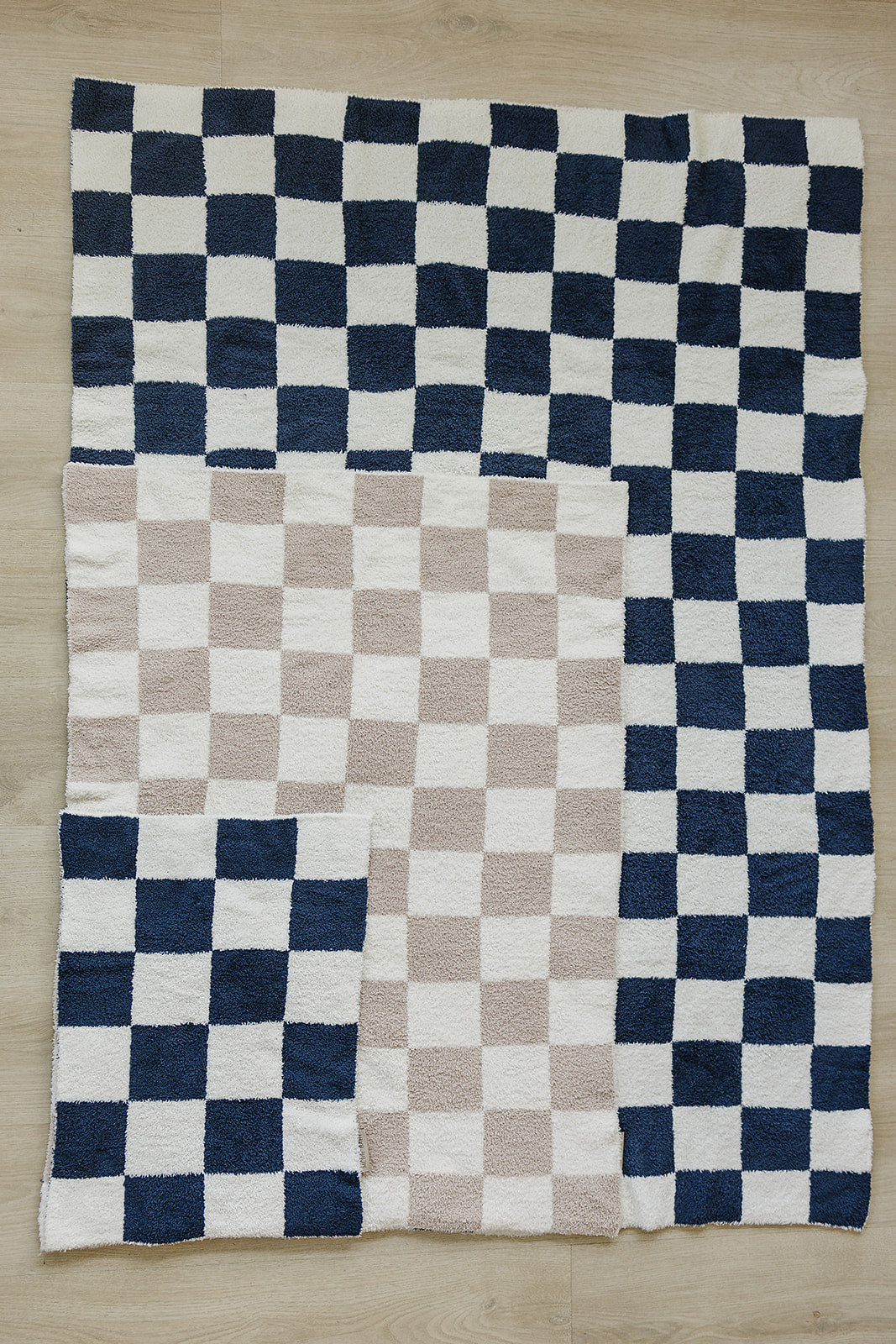 Navy Checkered Plush Blanket Mebie Baby