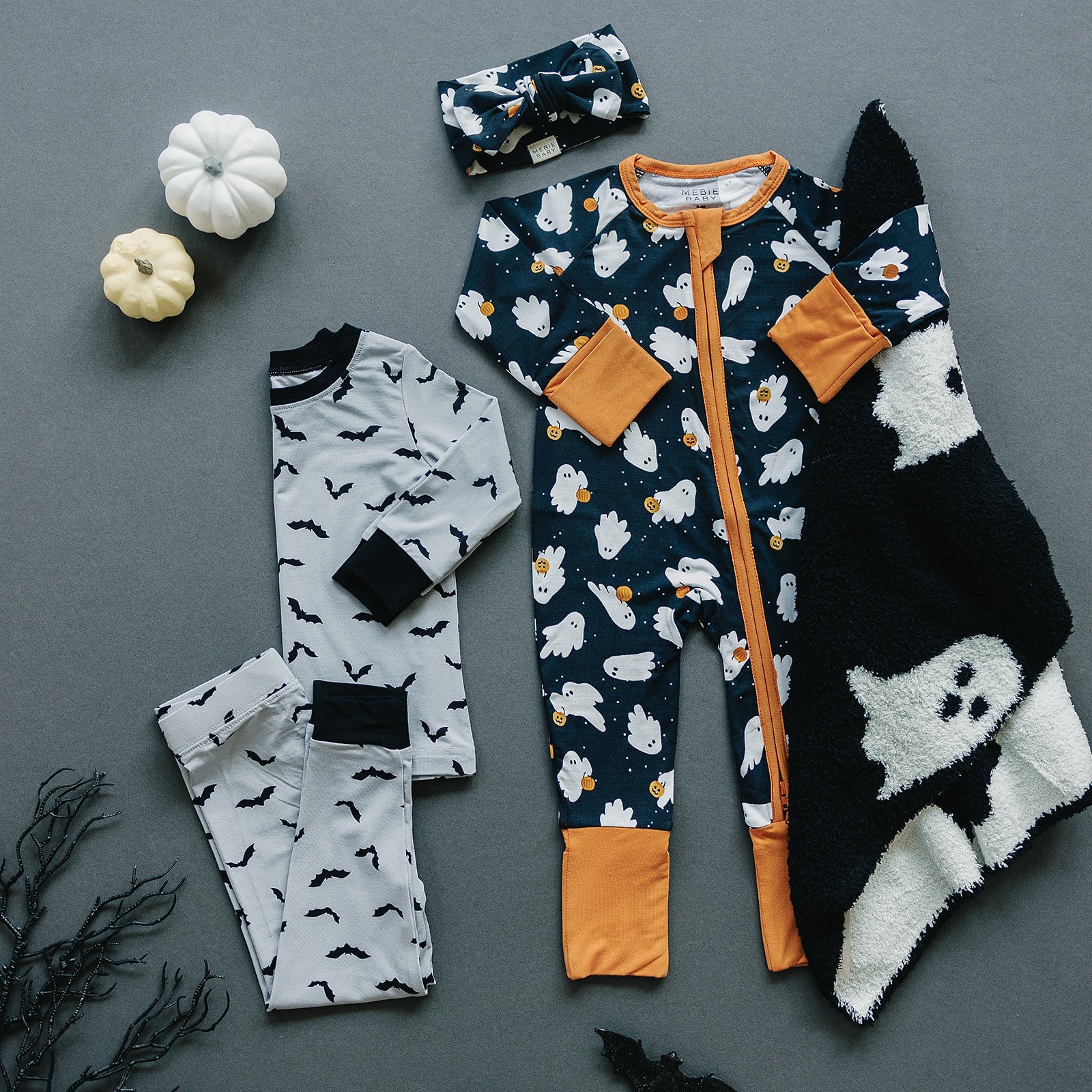 Ghosts Bamboo Zipper Mebie Baby