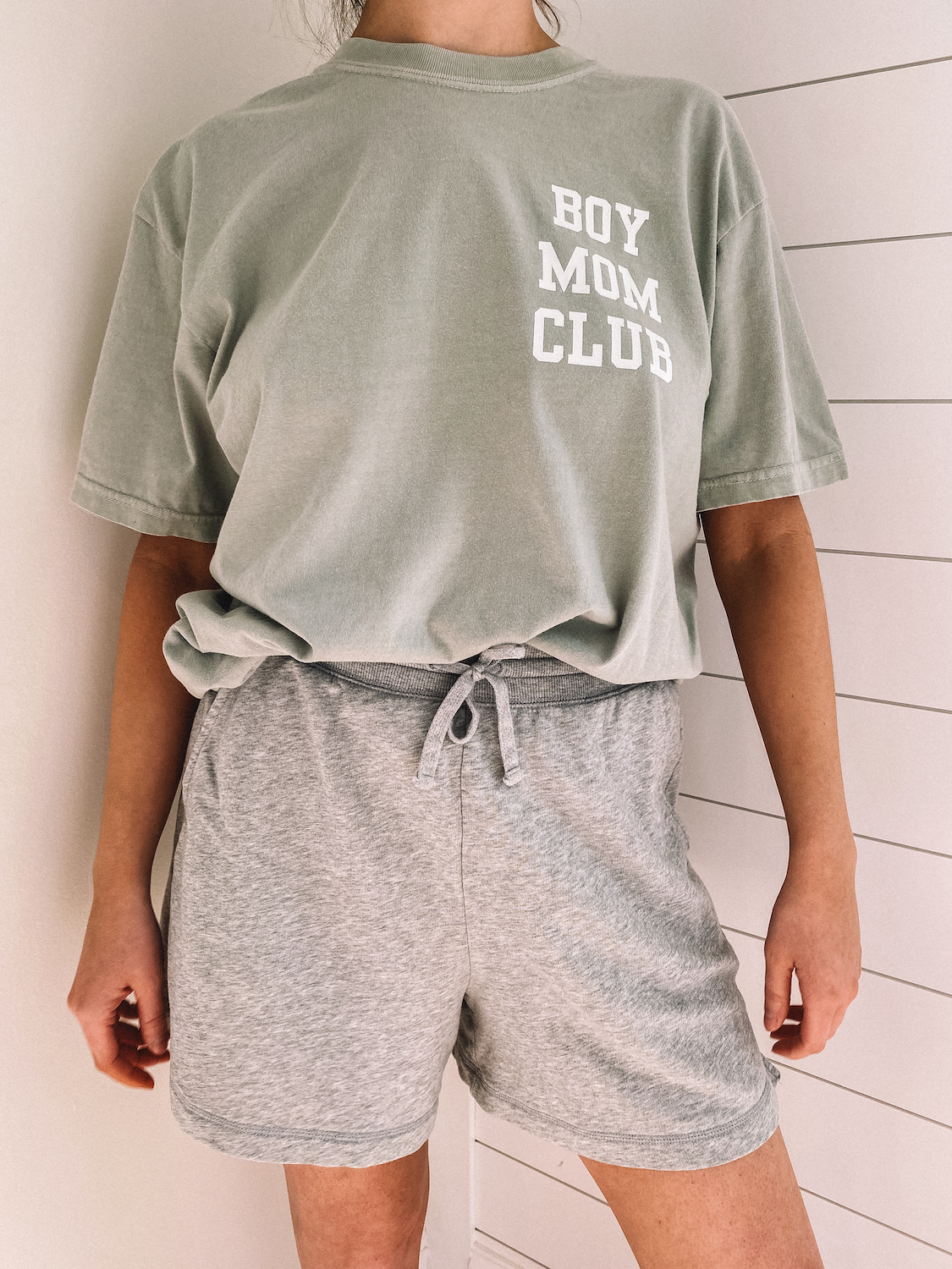 boy mom club tee