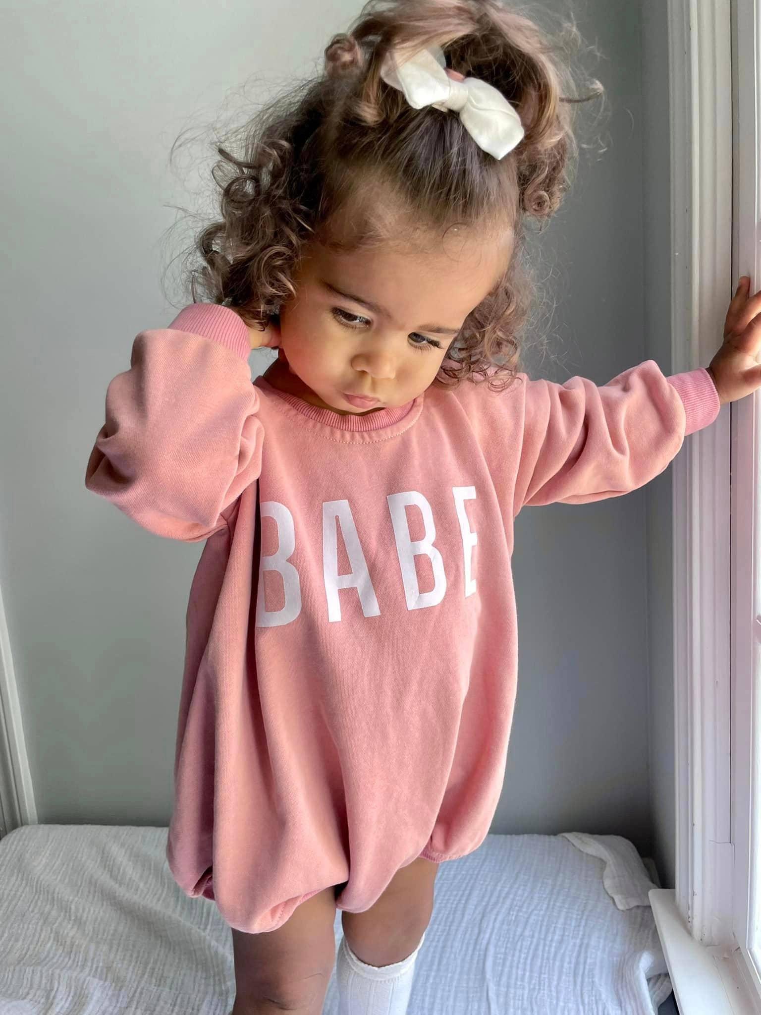 BABE Sweatshirt Romper *12-18m left