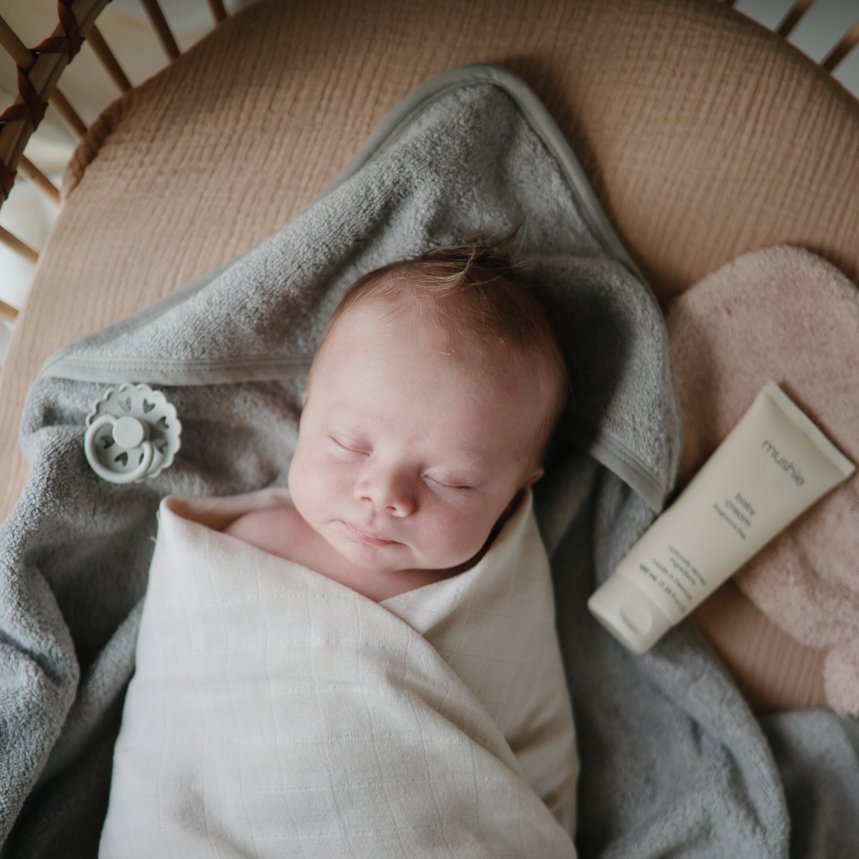 Extra Soft Bassinet Muslin Crib Sheet crib sheets Mushie