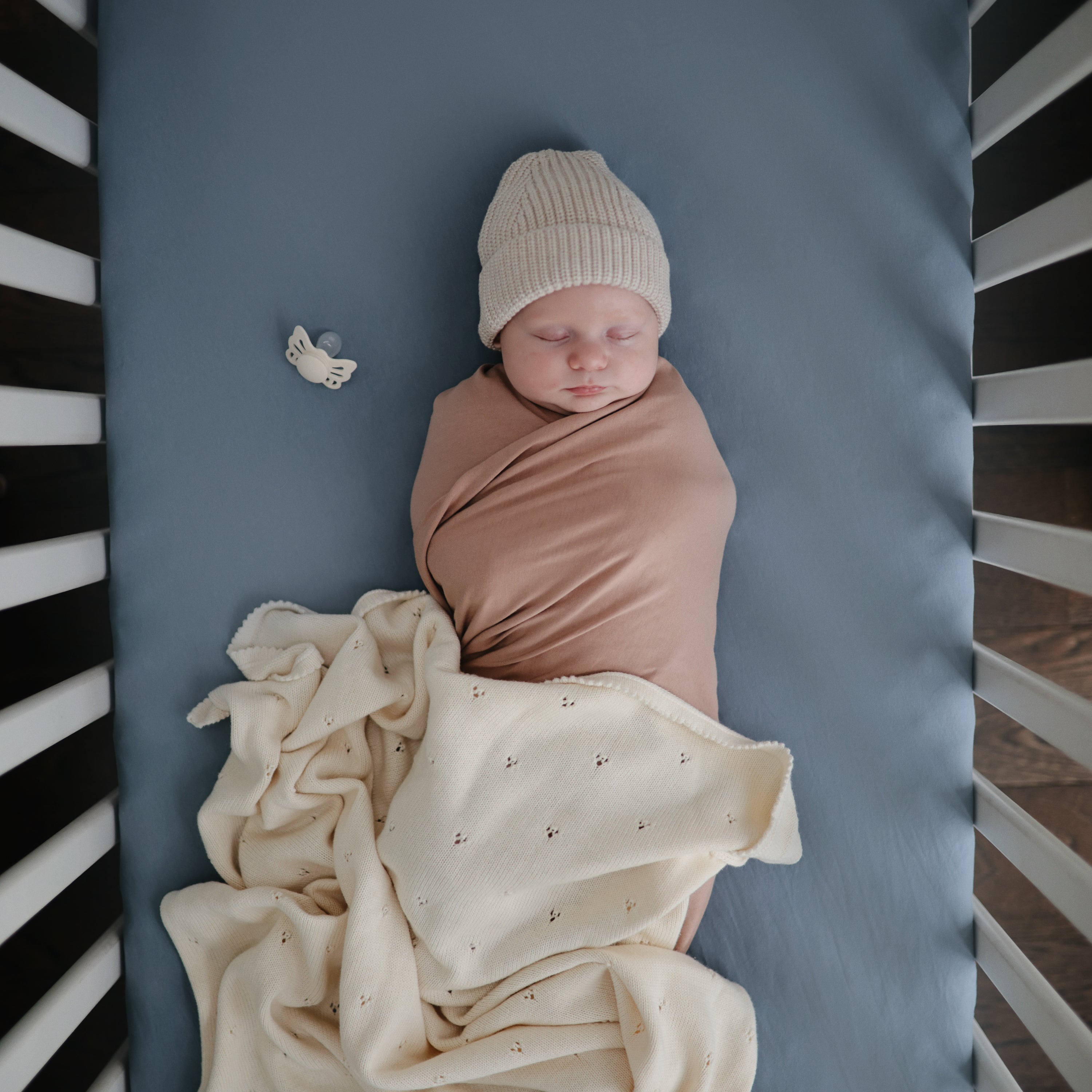 Stretchy Crib Sheet crib sheets Mushie