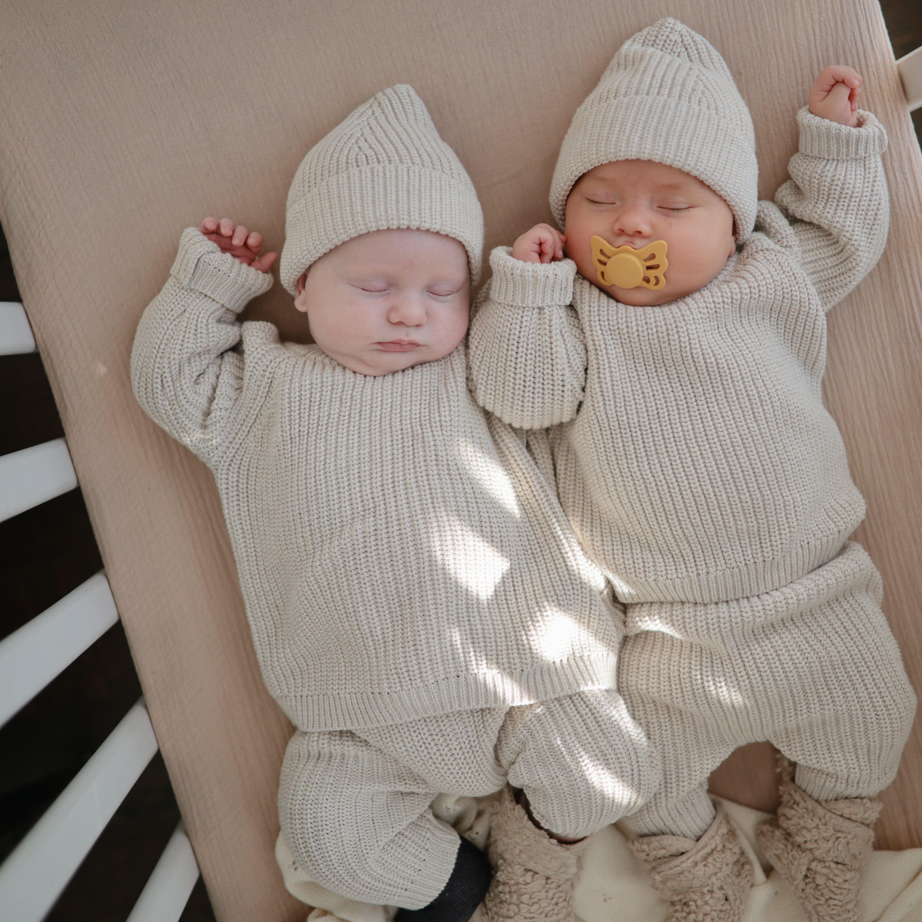 FRIGG Butterfly Anatomical Silicone Pacifier 2-Pack (0-6 Months) FRIGG PACIFIERS Mushie