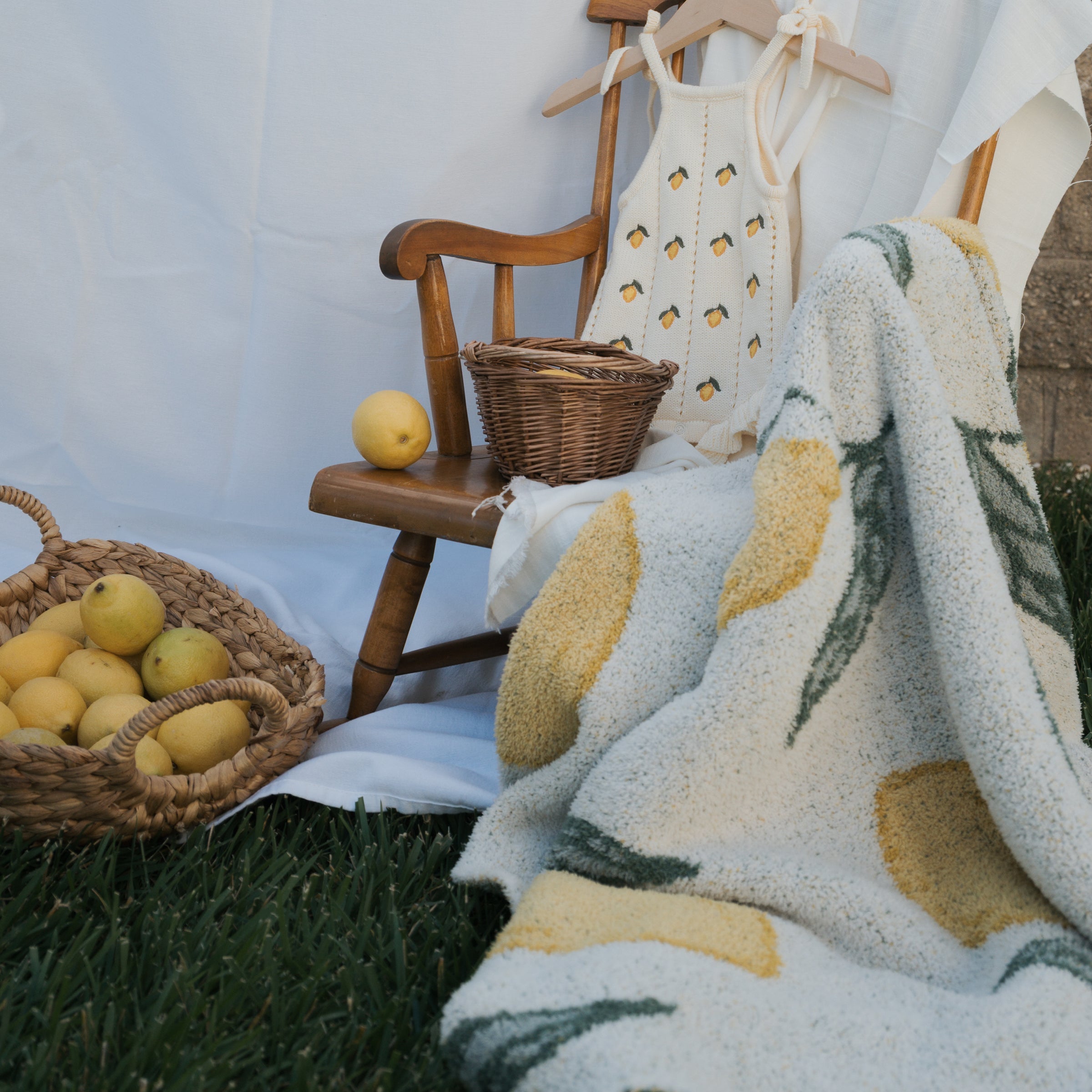 Plush Blanket | Lemon