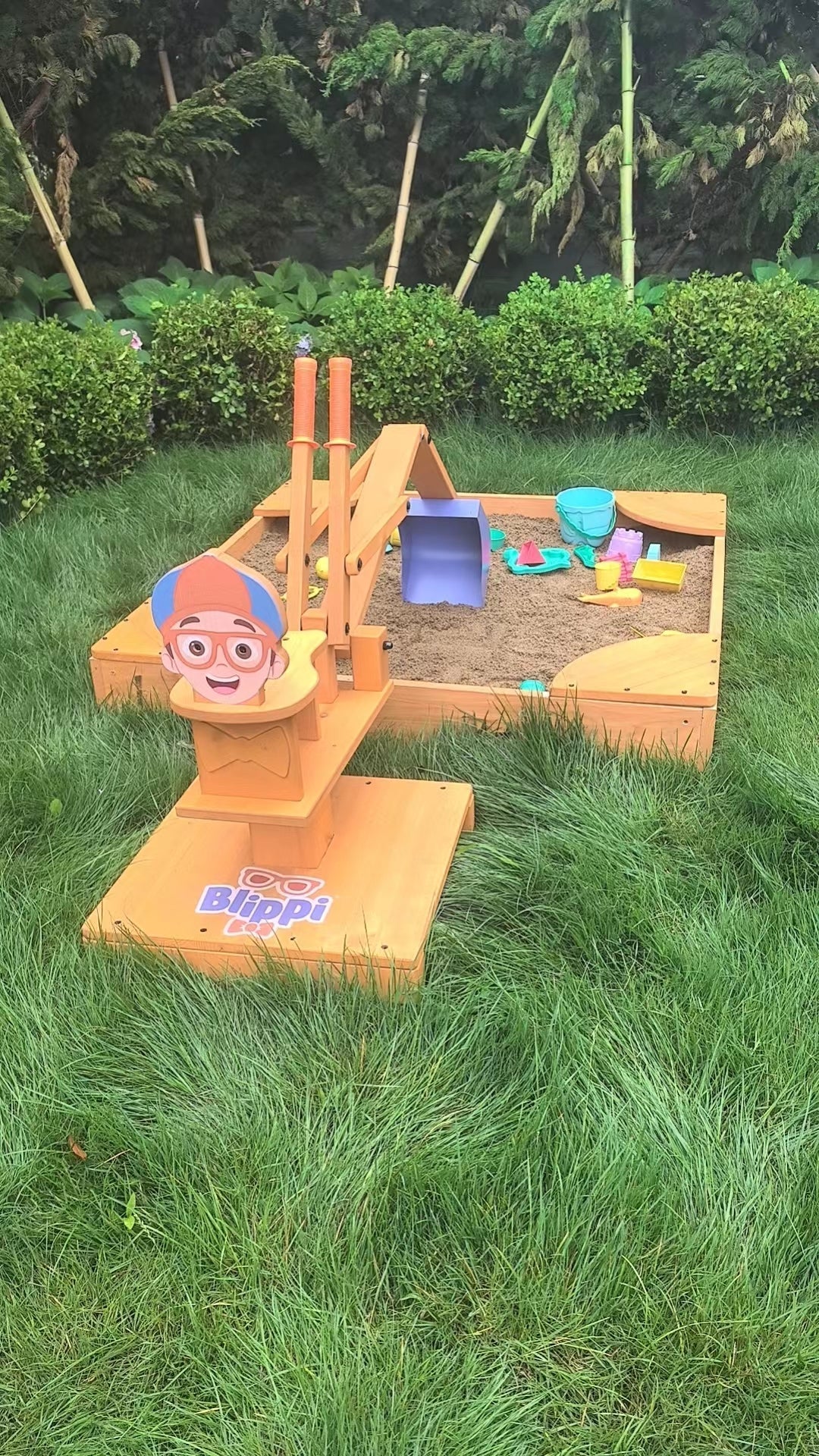 Blippi Excavator (Sandbox NOT included) Outdoor Avenlur.com