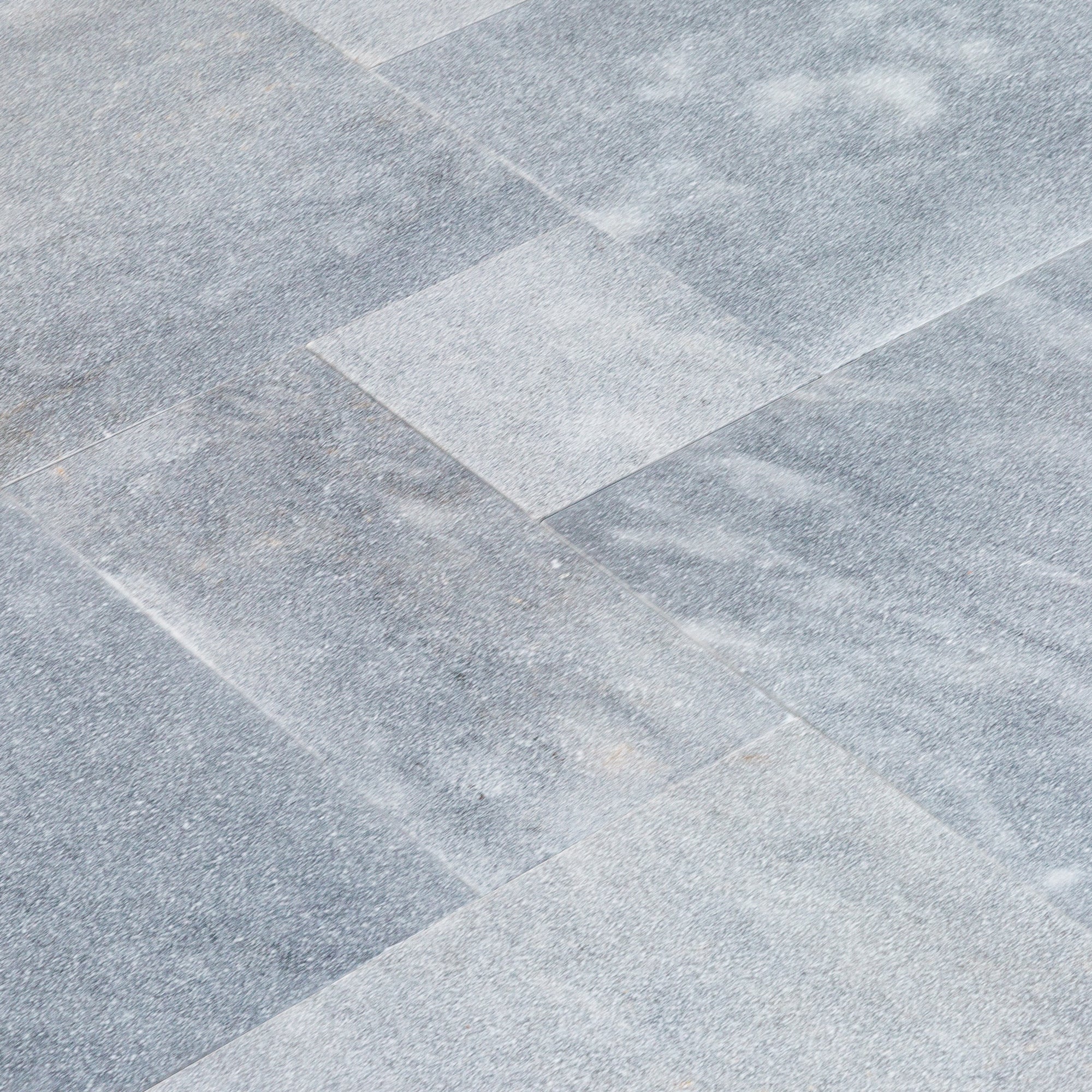 Bluestone Marble Pattern Tumbled Pavers - Belair Collection