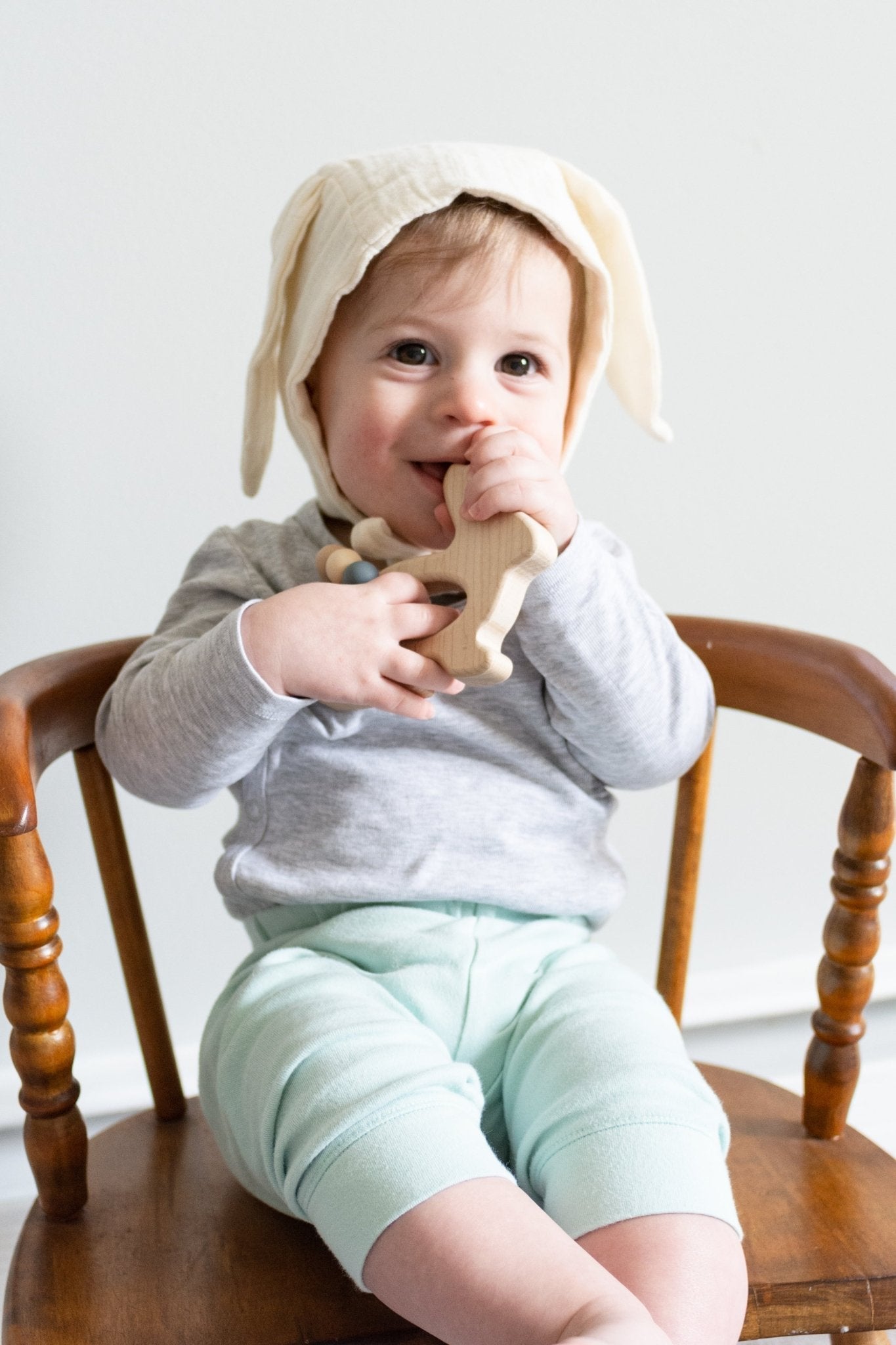 Bunny Wooden Grasping Toy with Teething Beads