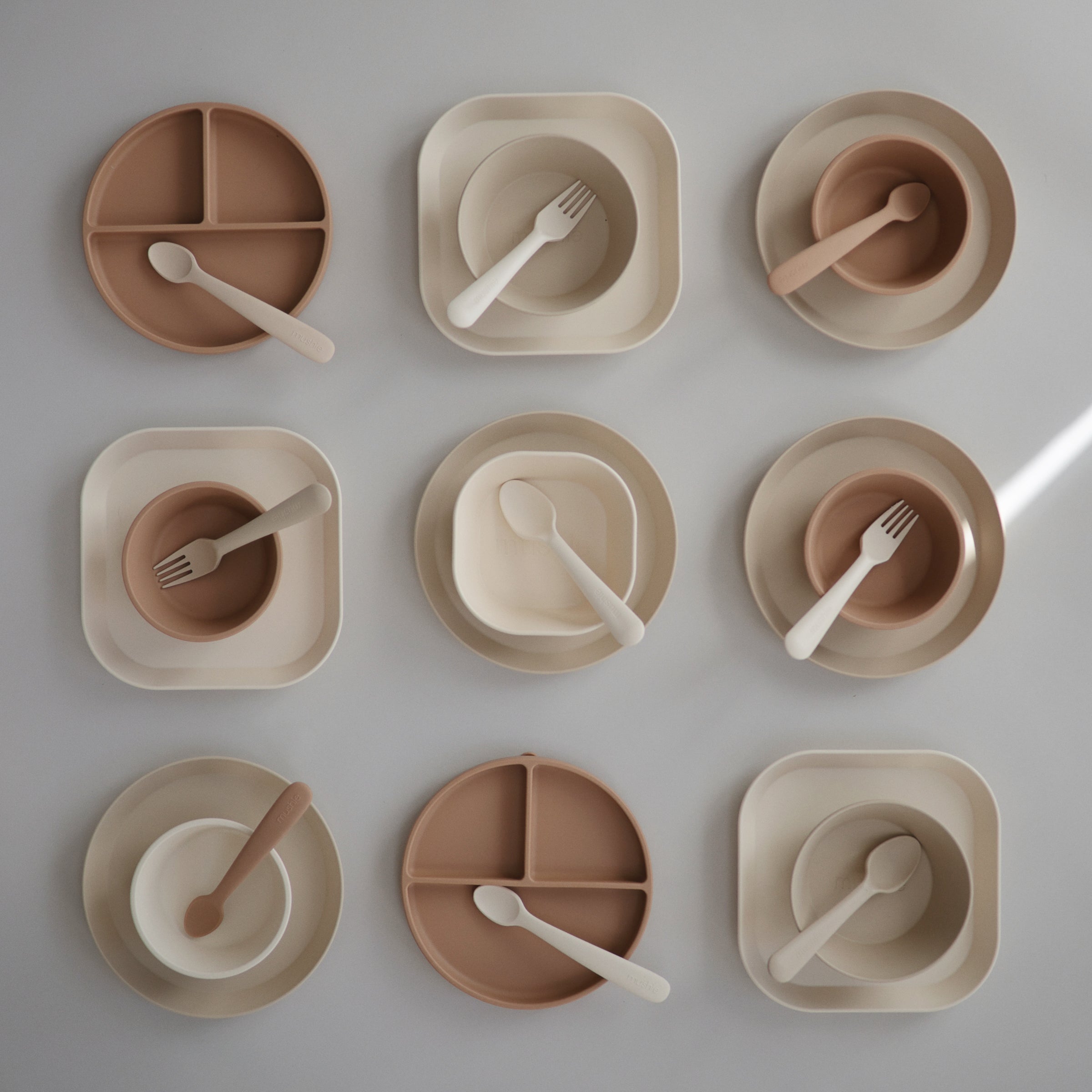 Round Dinnerware Plates, Set of 2 Dinnerware Mushie