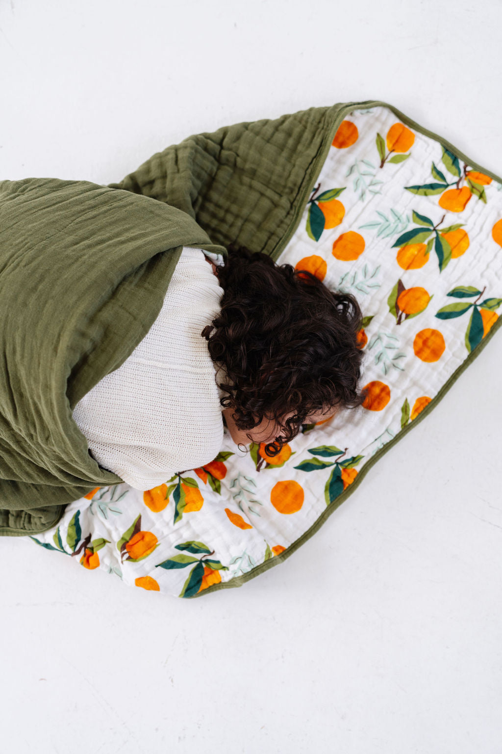 Clementine Throw Blanket