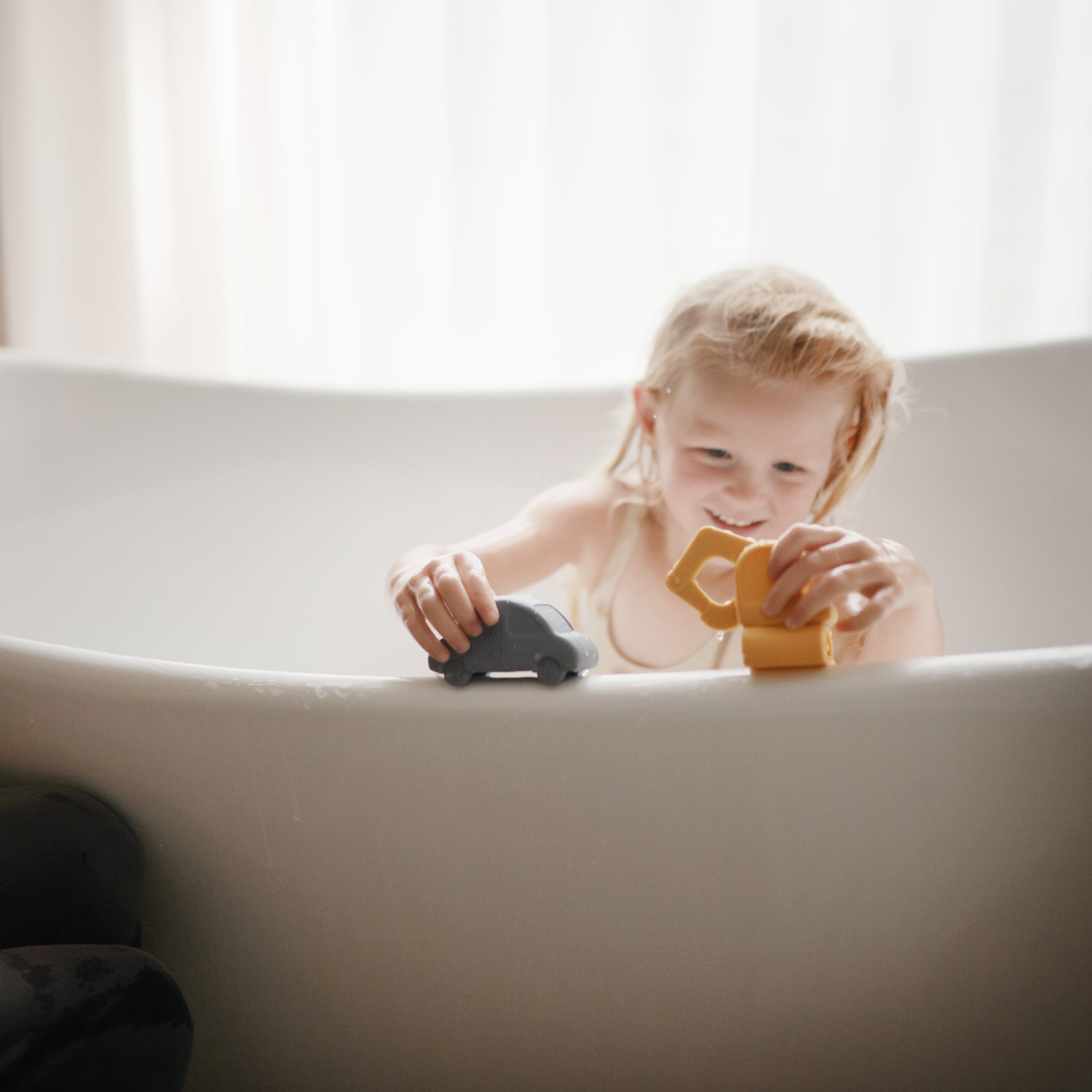 Vehicles Mold Free Bath Play Set - 4 Pack Vehicles Bath Play Set Mushie