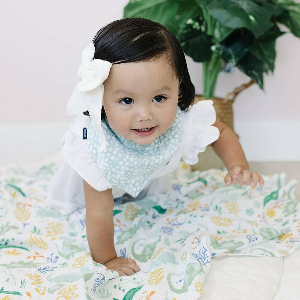 Dino Roar + Upscale Bandana Bib Set Bib Bebe au Lait