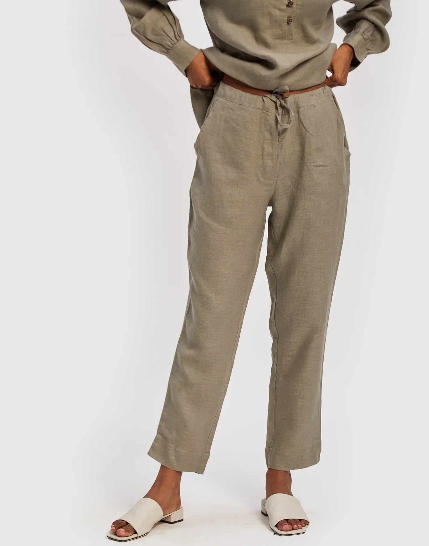 The Goes with Everything Dark Green Pant - Hemp Dark Green