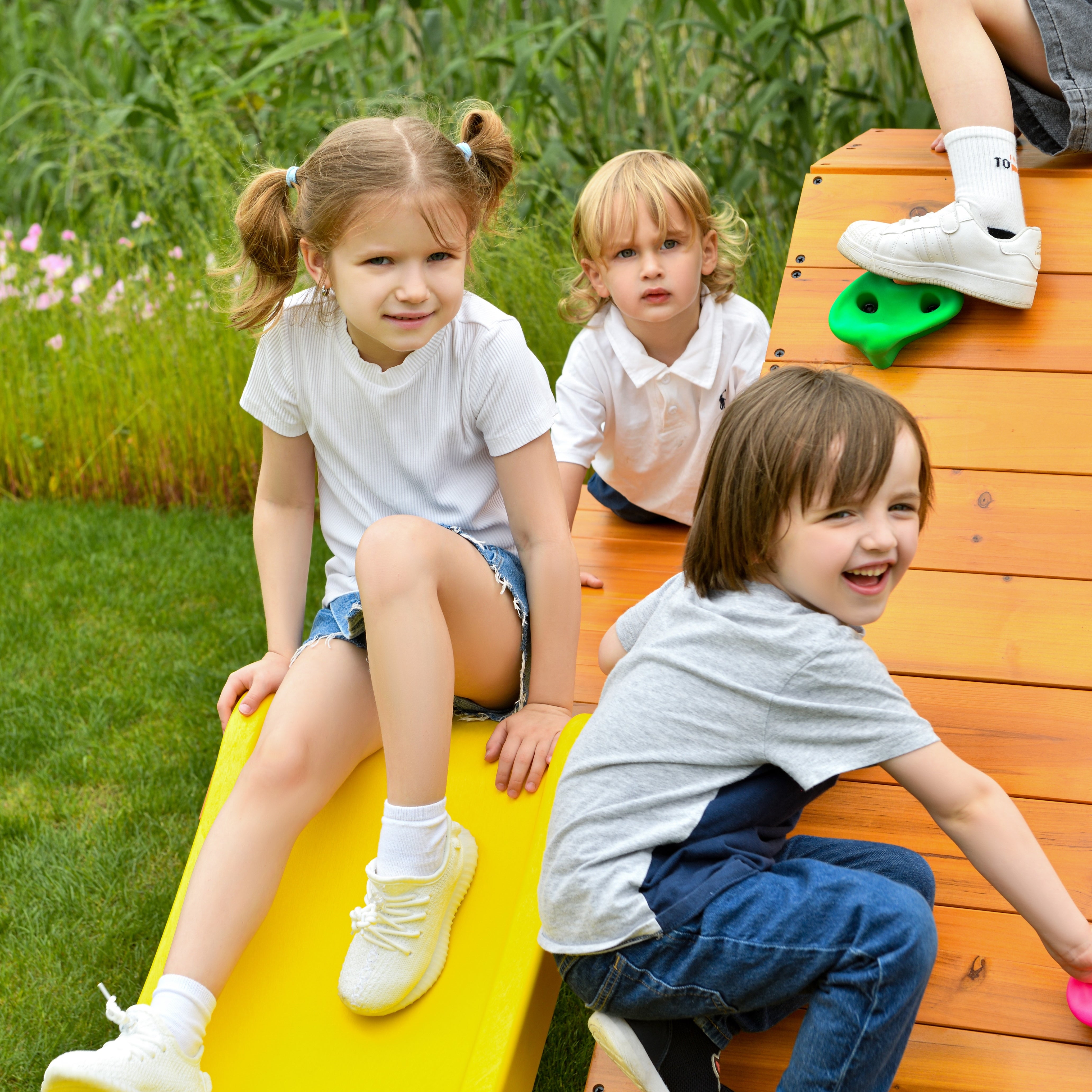 Palm - 5-in-1 Outdoor and Indoor Playground Playset Outdoor Avenlur.com