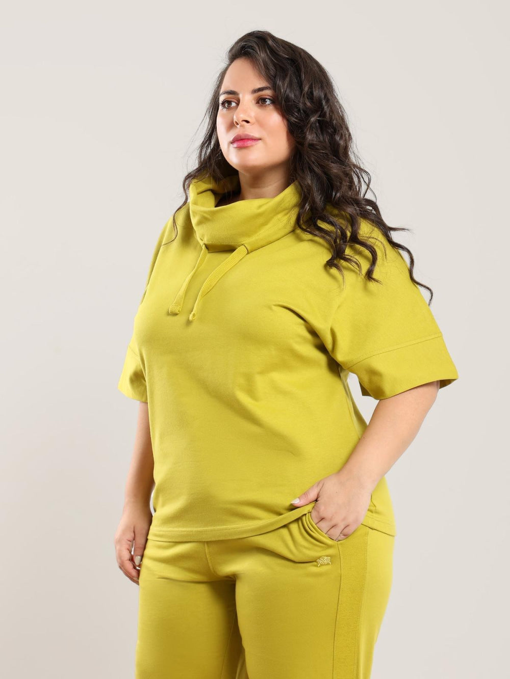 Eman Sweat Shirt - Avocado Oil