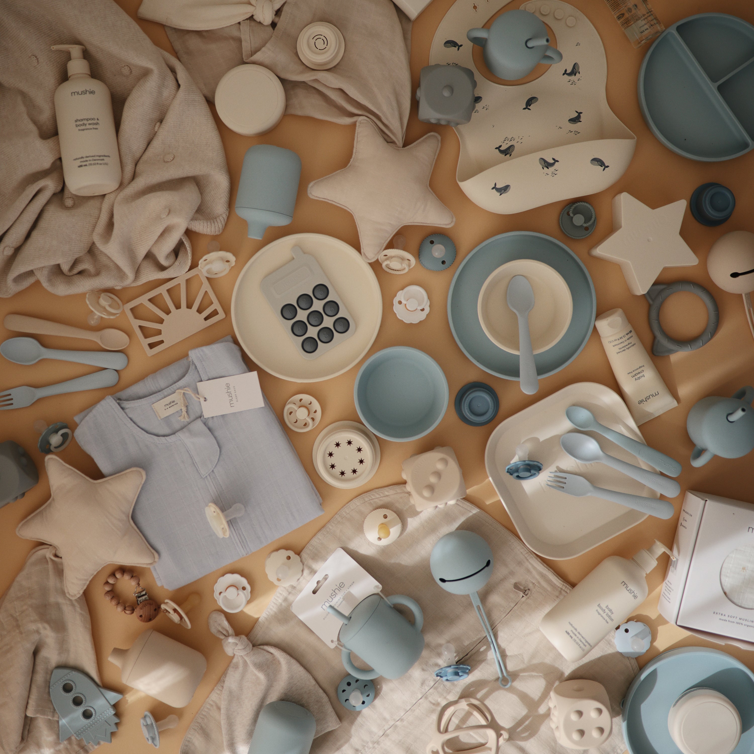 FRIGG Moon Silicone Pacifier 2-Pack FRIGG PACIFIERS Mushie