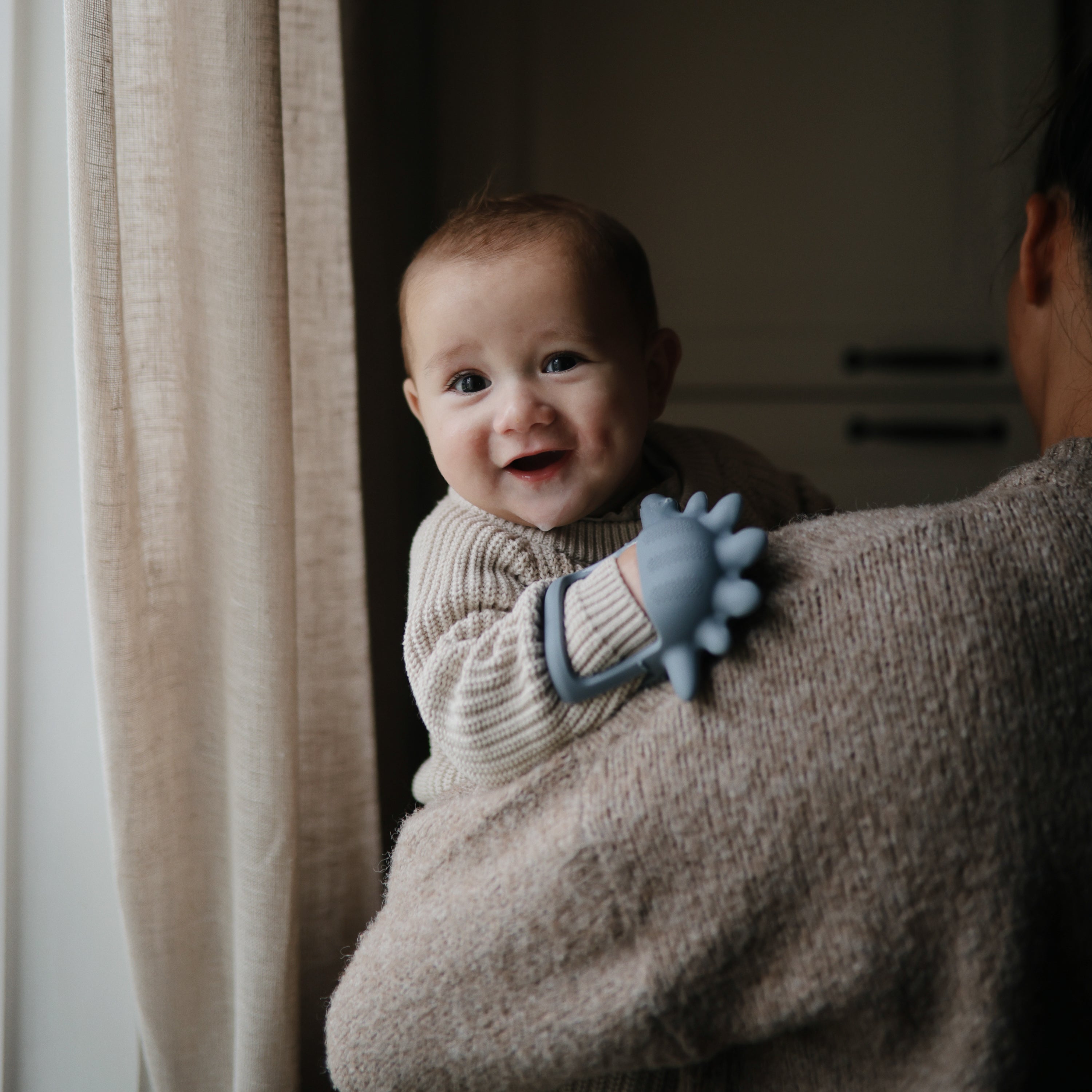 No-Drop Dino Teether (Tradewinds) teether Mushie