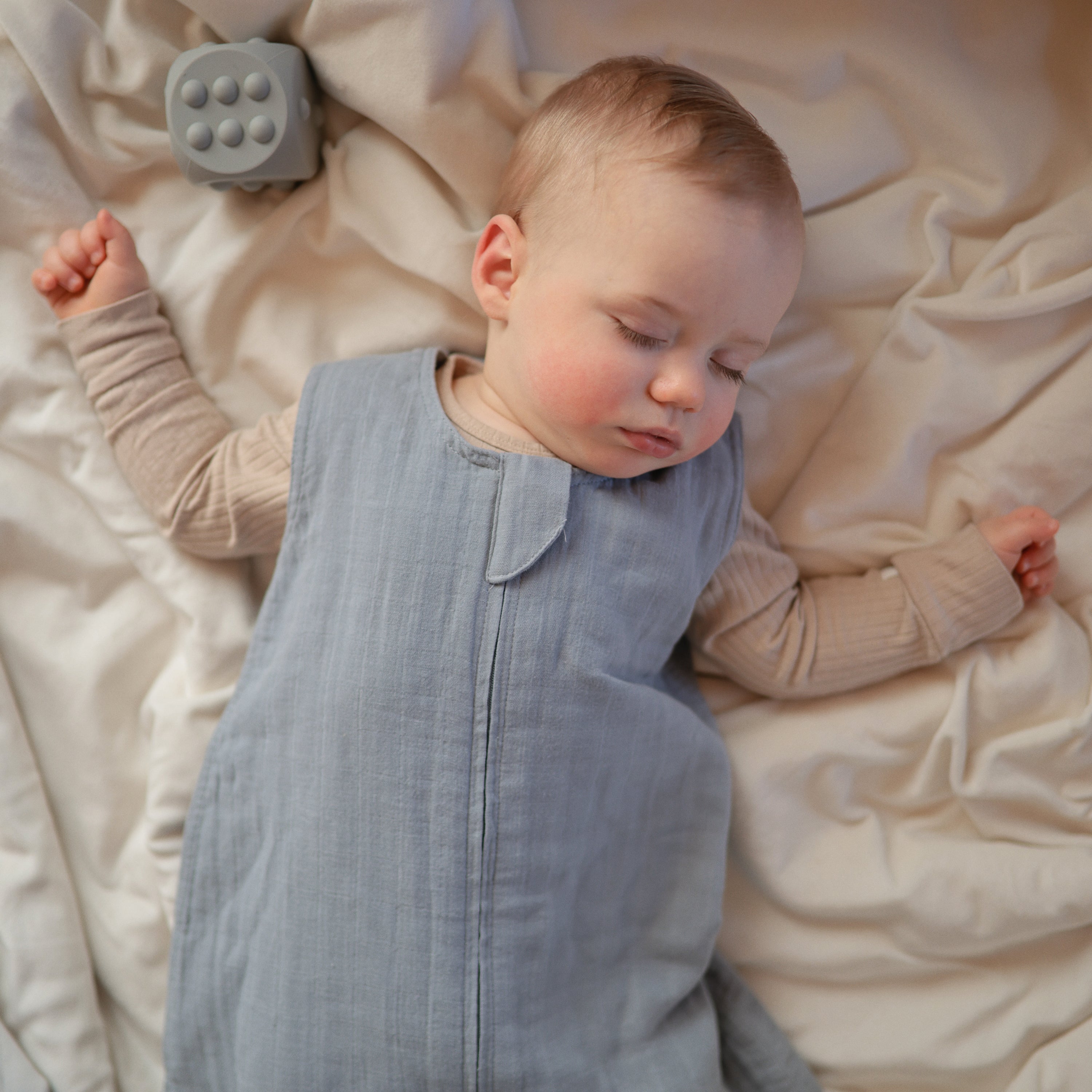 Dice Press Toy 2-Pack Press Toy Mushie