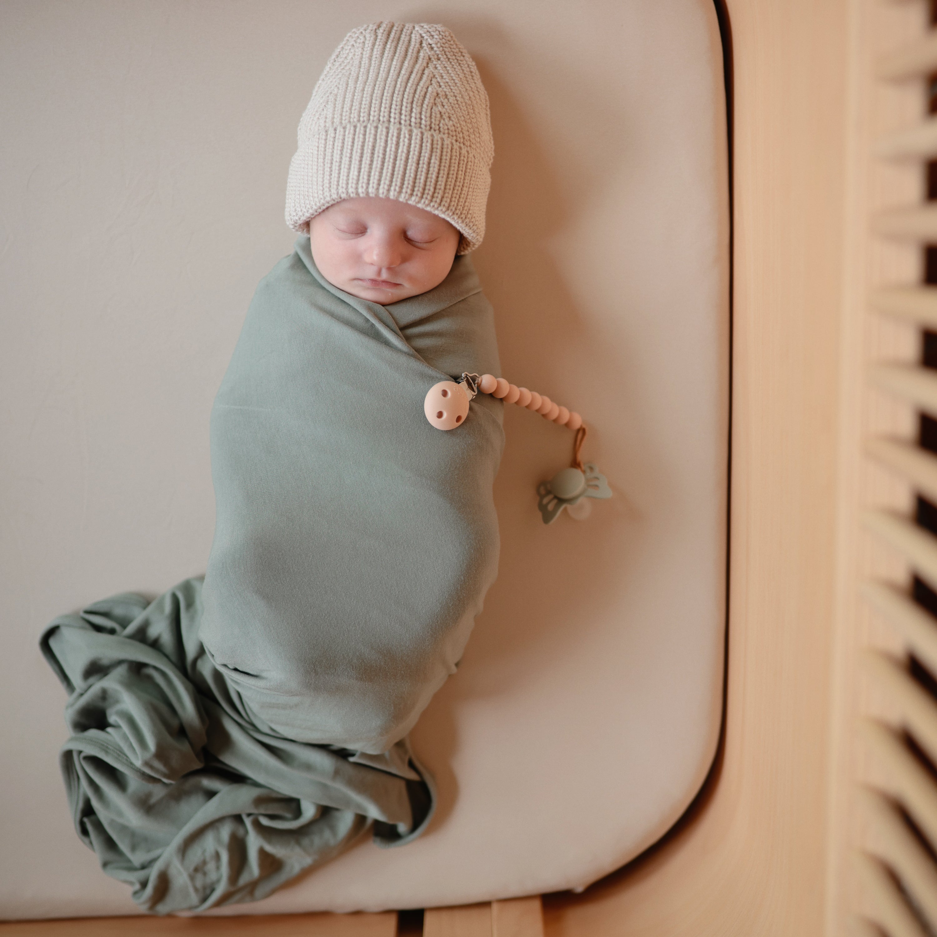 Stretchy Crib Sheet crib sheets Mushie