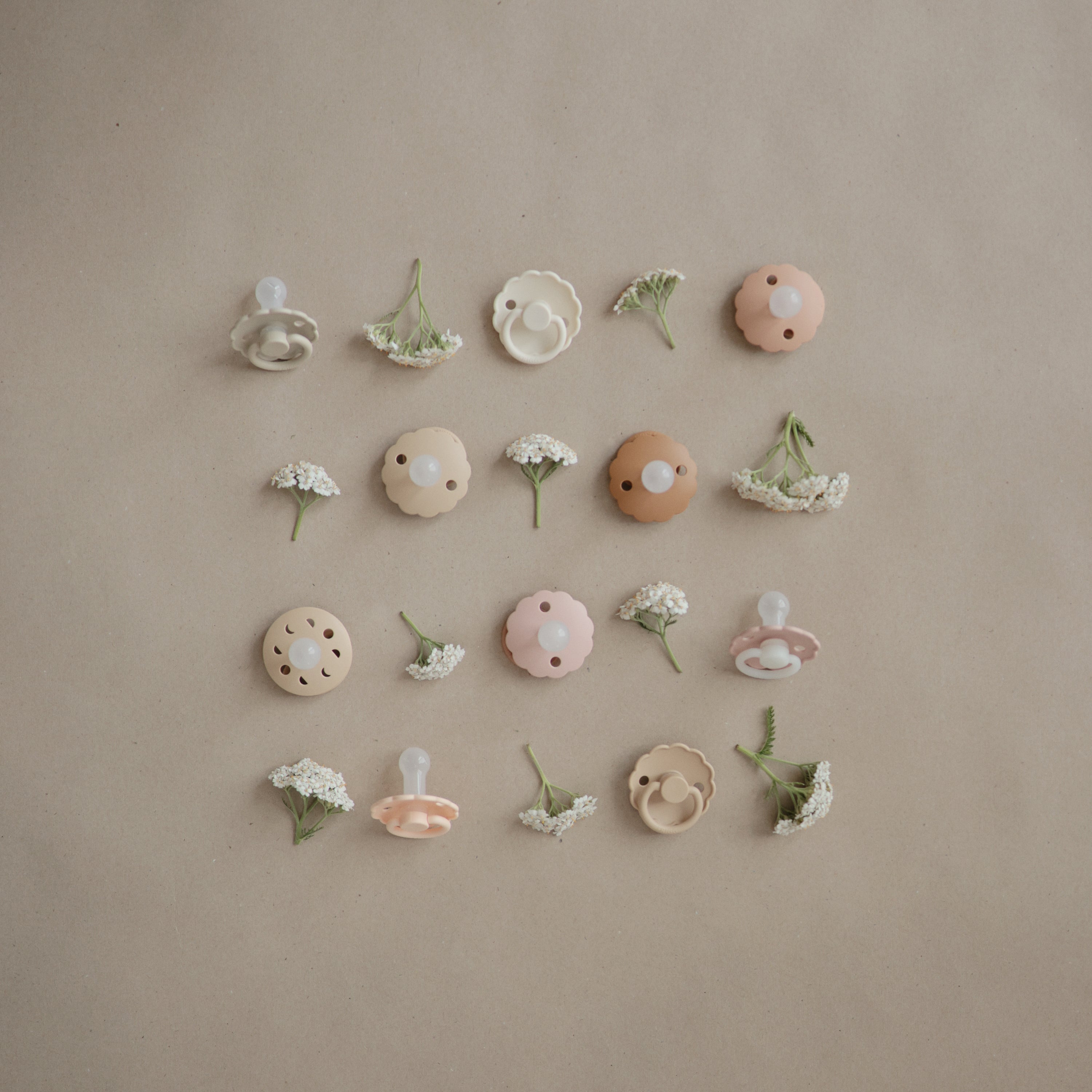 FRIGG Moon Silicone Pacifier 2-Pack FRIGG PACIFIERS Mushie