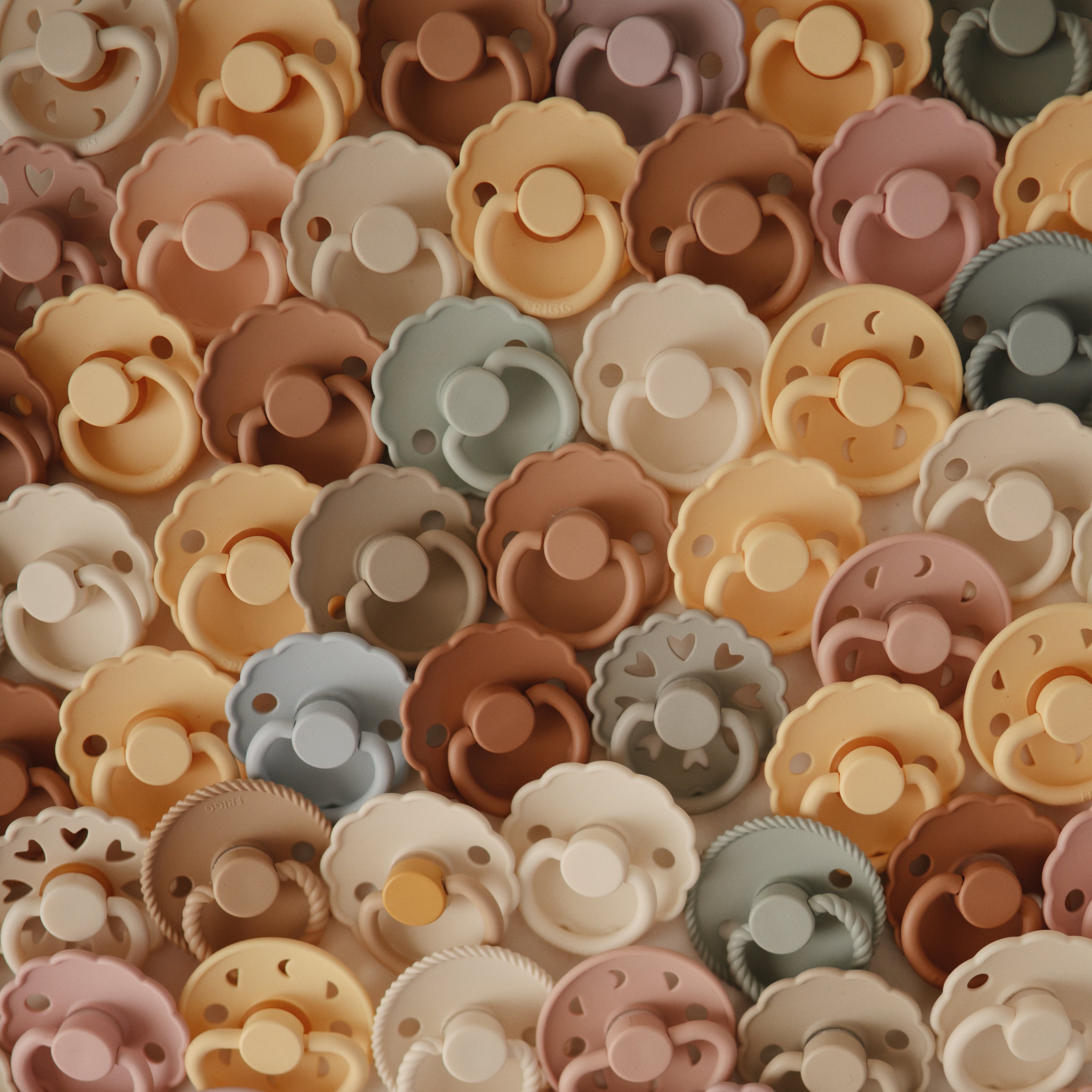 FRIGG Moon Silicone Pacifier 2-Pack FRIGG PACIFIERS Mushie