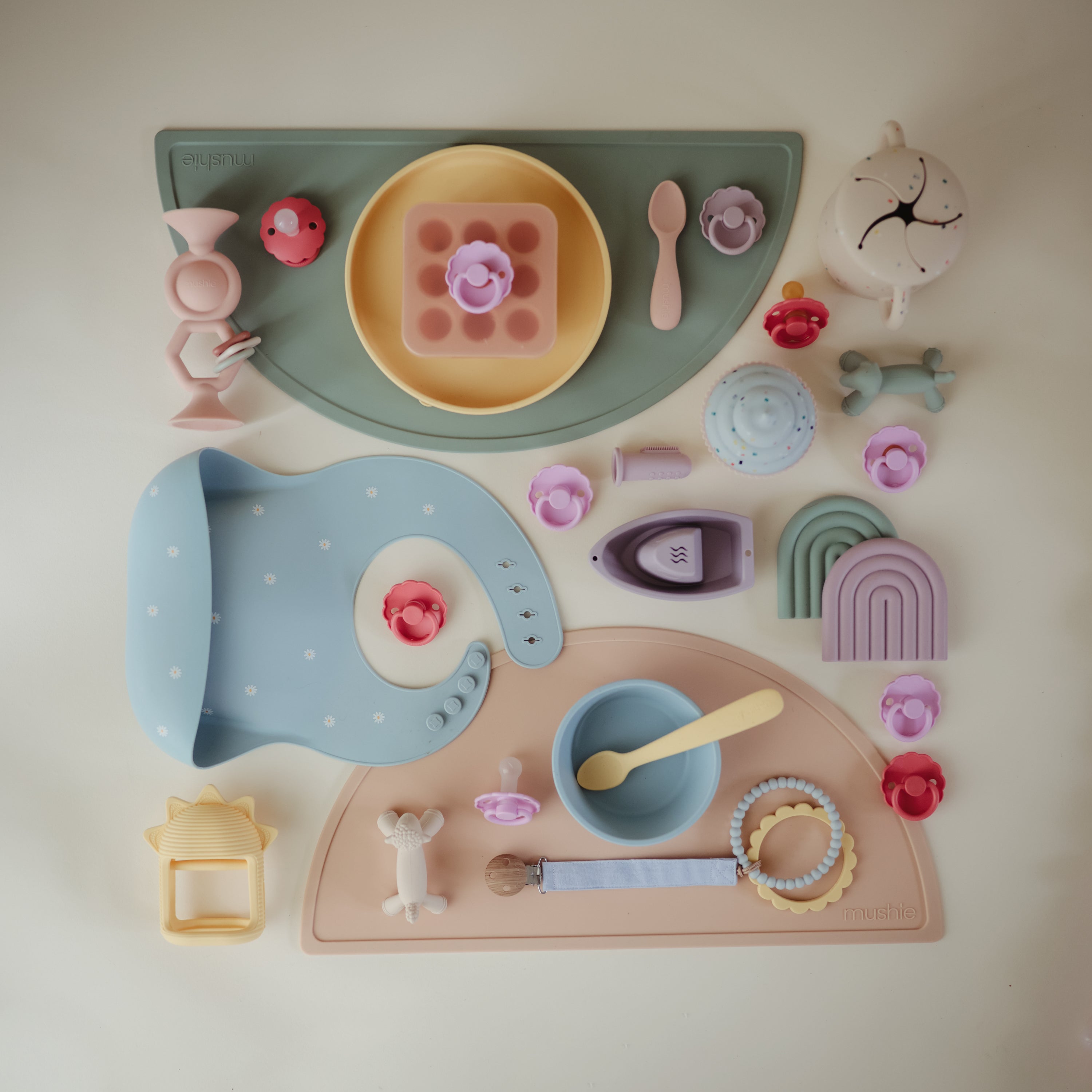 FRIGG Daisy Silicone Pacifier 2-Pack FRIGG PACIFIERS Mushie