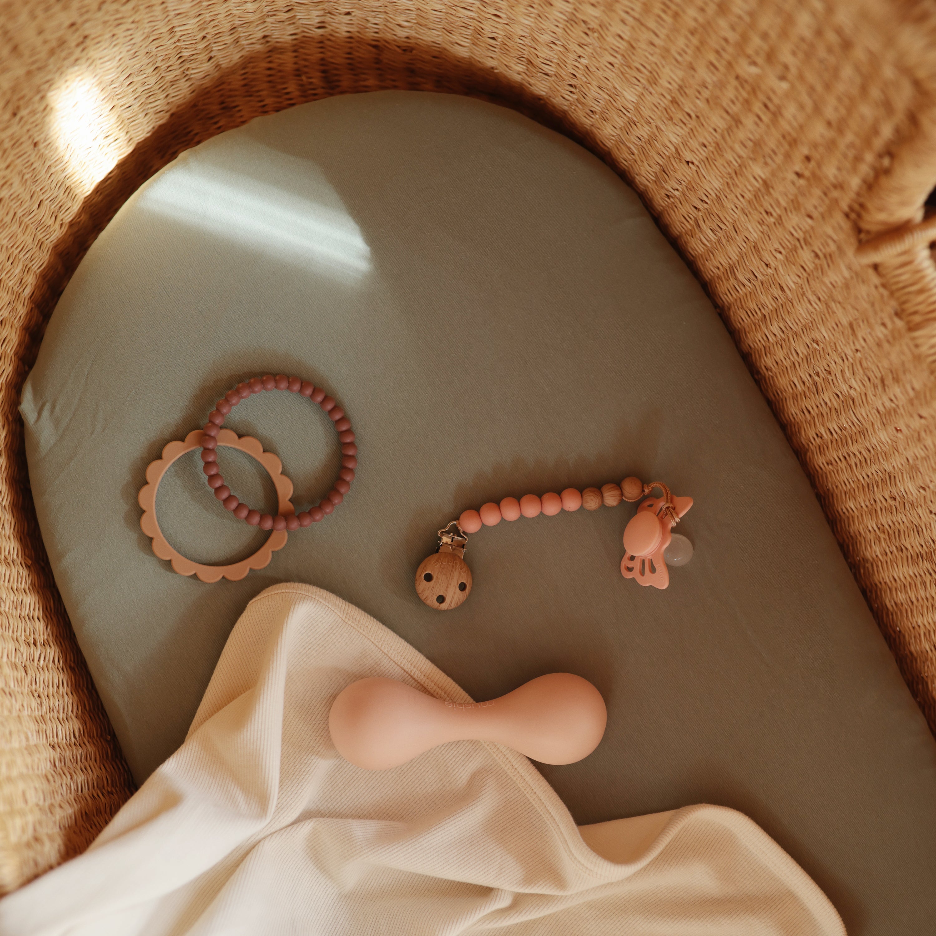 Silicone Pacifier Clip | Eva Pacifier Clip Mushie