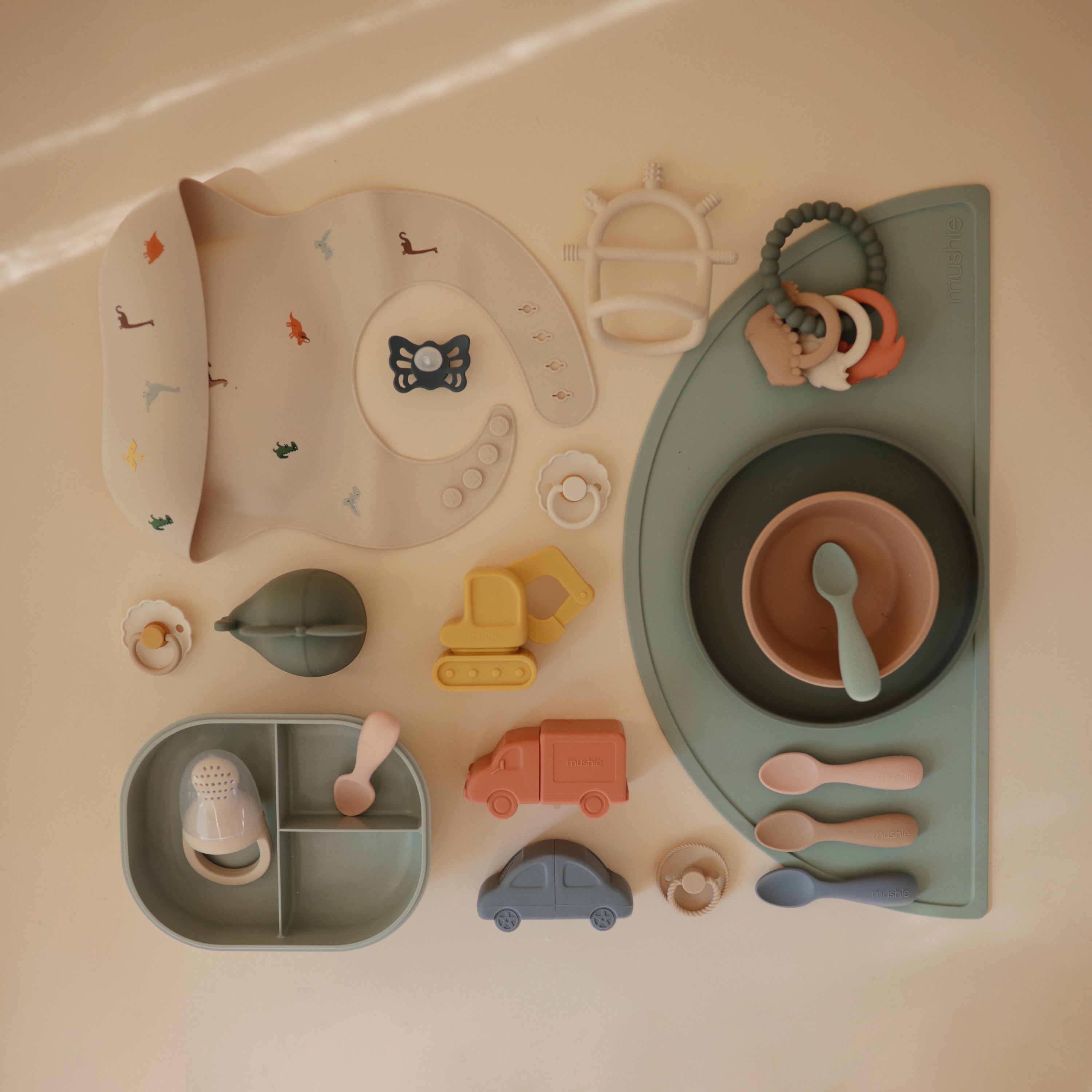 Silicone Toddler Starter Spoons 2-Pack silicone tableware Mushie