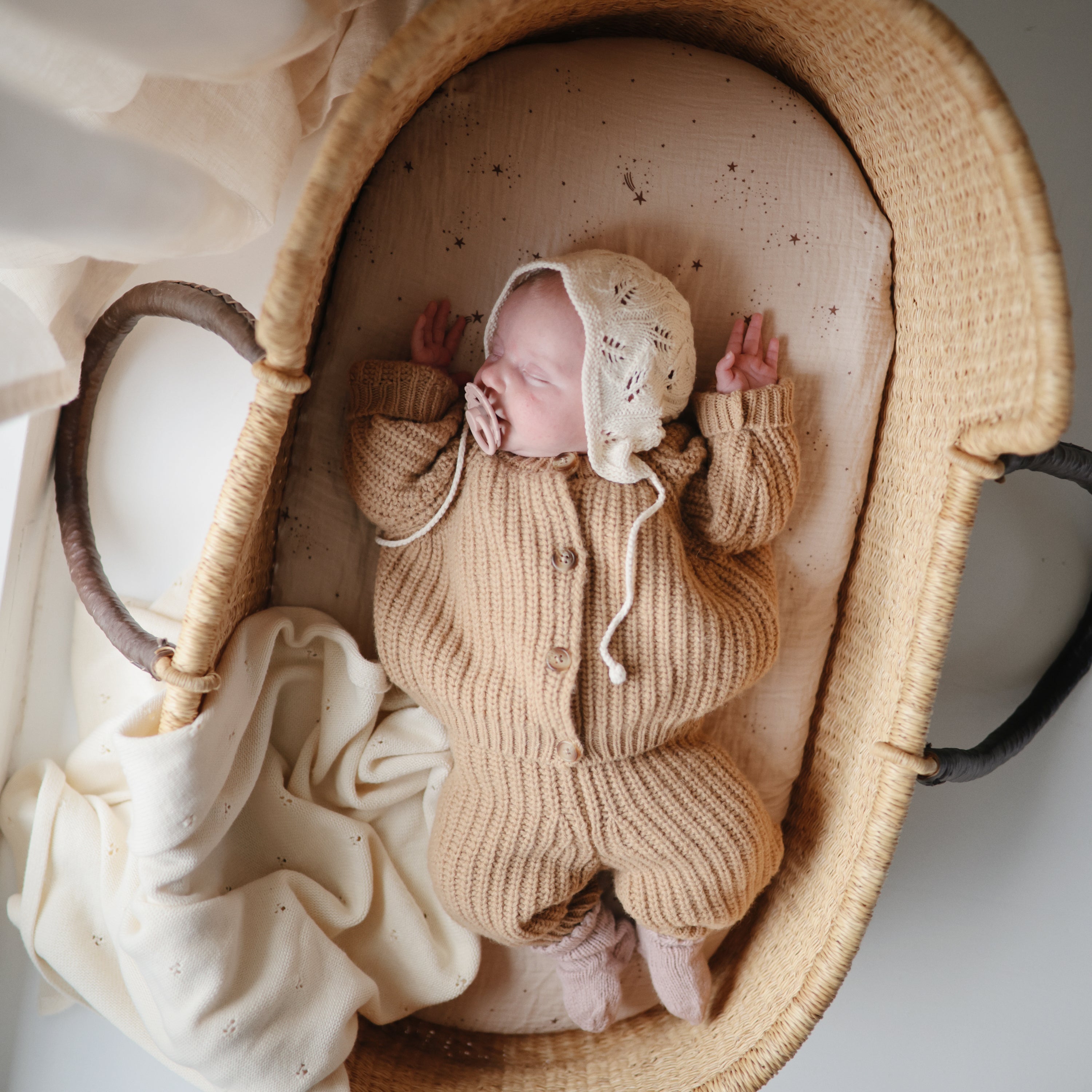 Extra Soft Bassinet Muslin Crib Sheet crib sheets Mushie