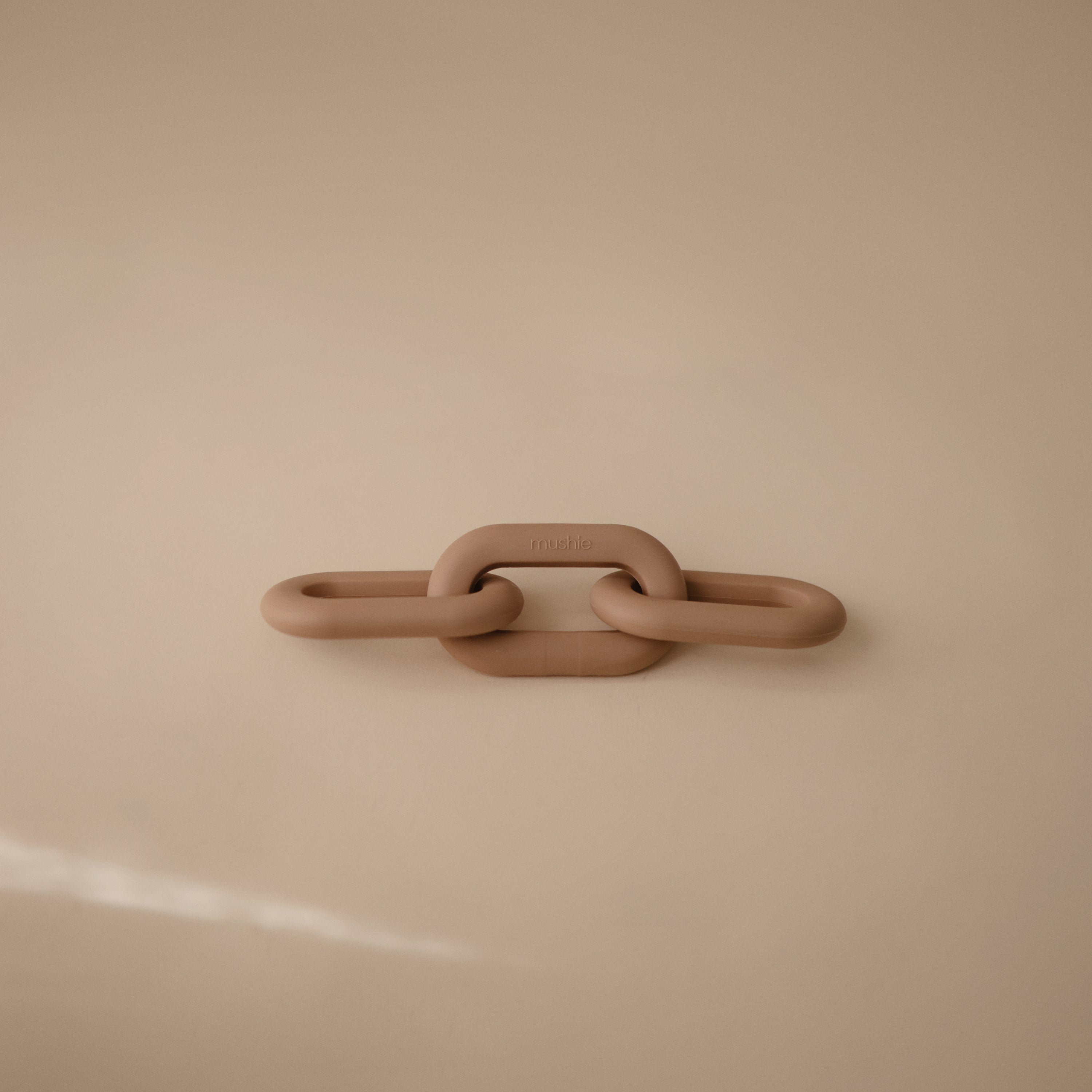 Links Teether teether Mushie