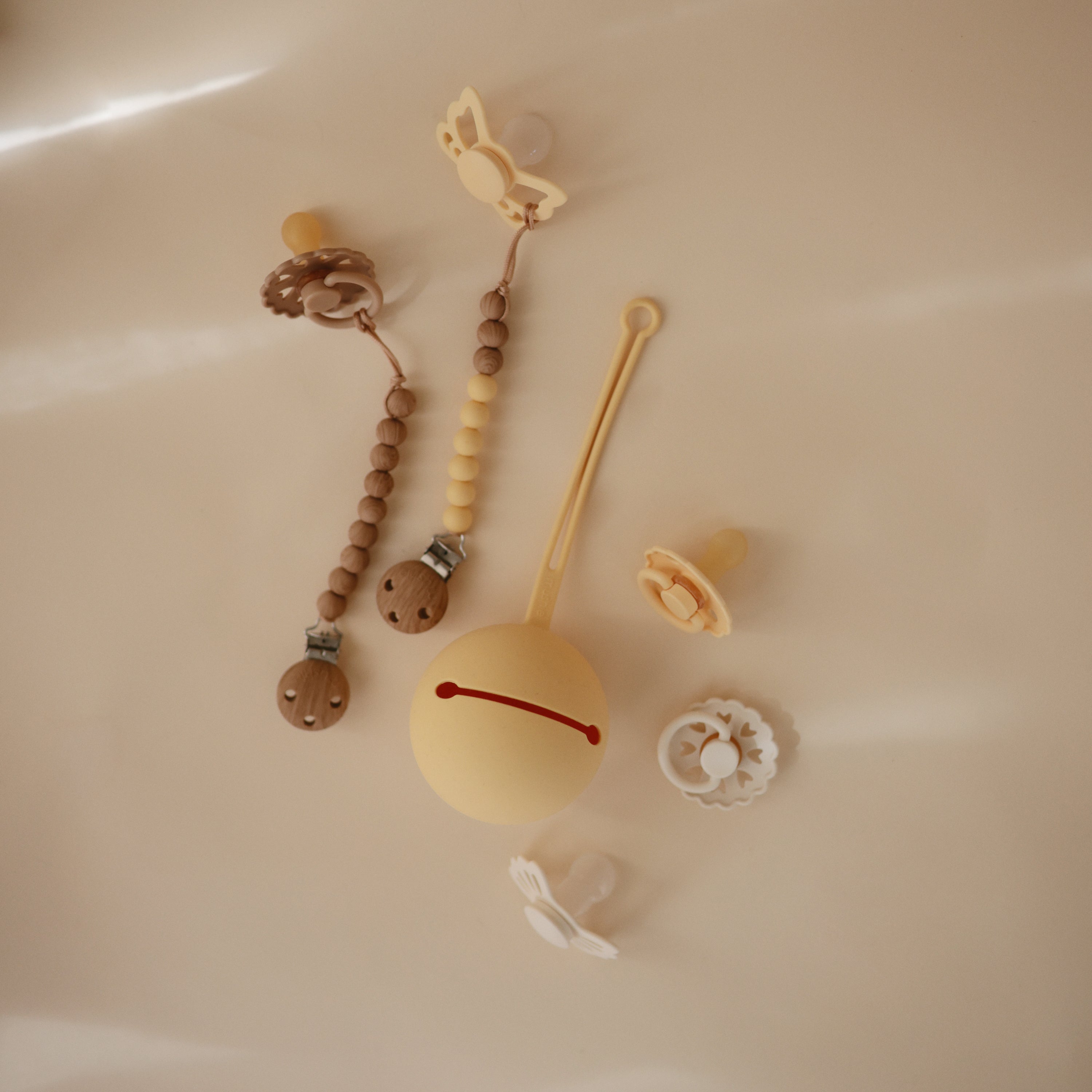 Silicone Pacifier Clip | Eva Pacifier Clip Mushie