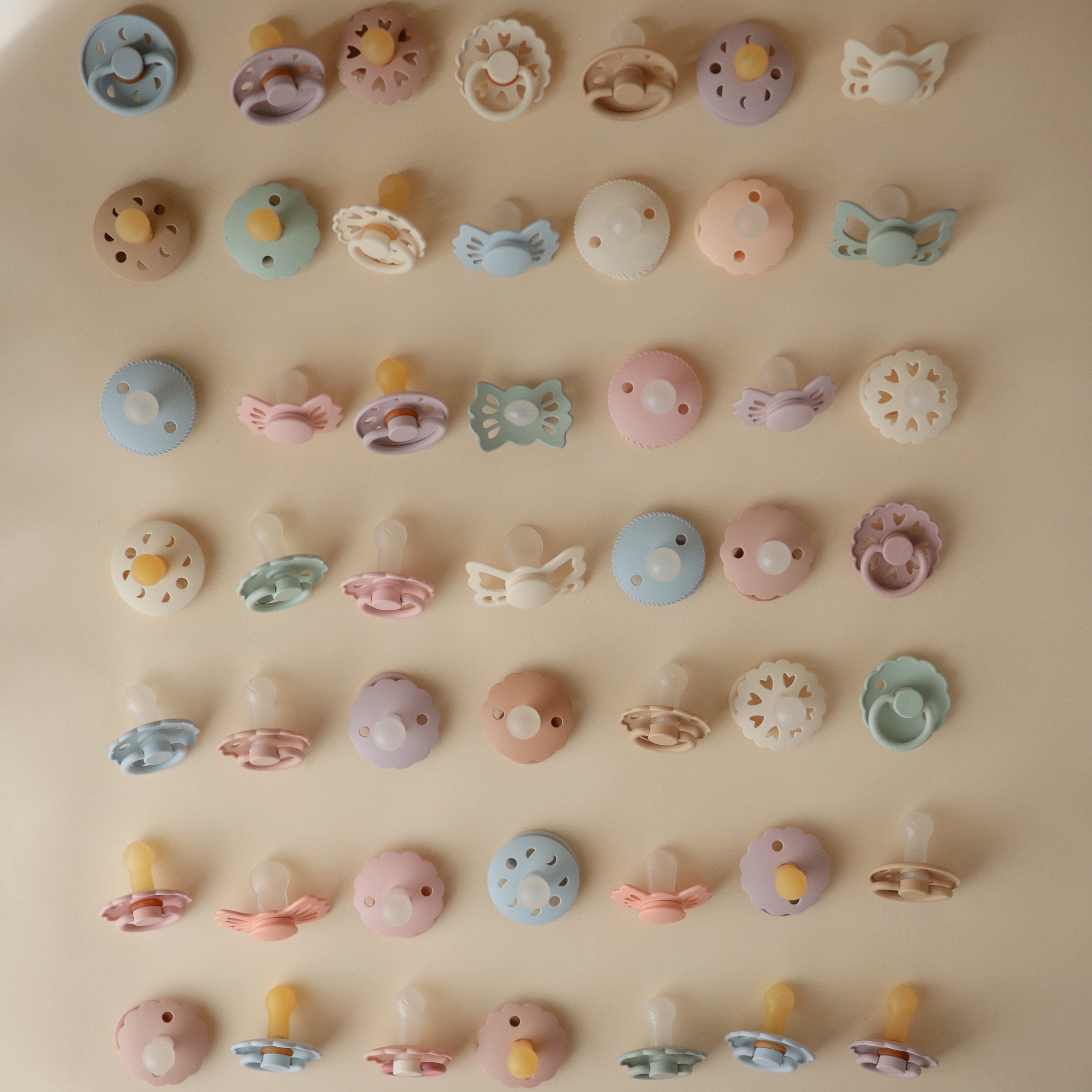 FRIGG Butterfly Anatomical Silicone Pacifier 2-Pack (6-18 Months) SILICONE FRIGG PACIFIERS Mushie