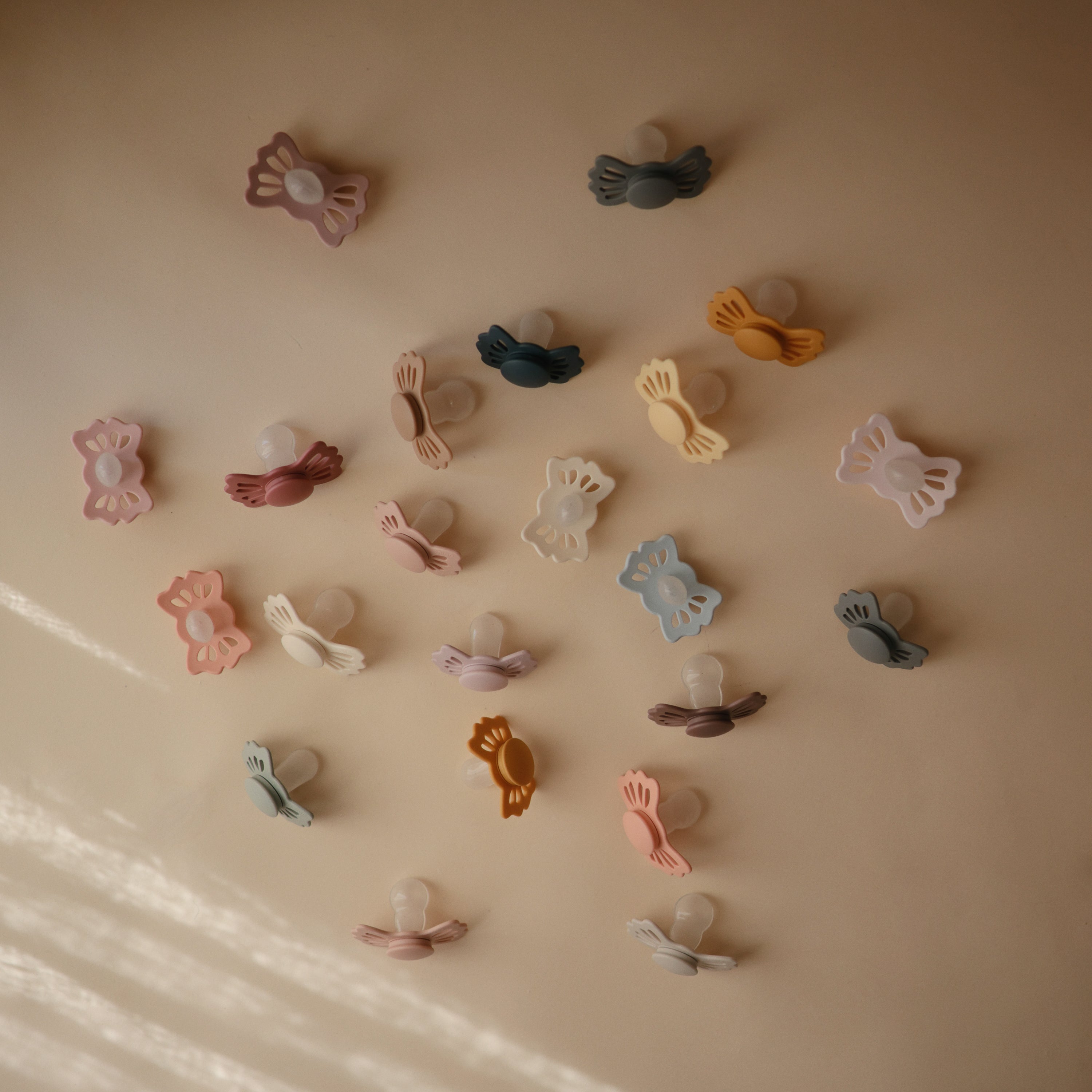 FRIGG Lucky Symmetrical Silicone Pacifier 2-Pack (6-18 Months) FRIGG PACIFIERS Mushie