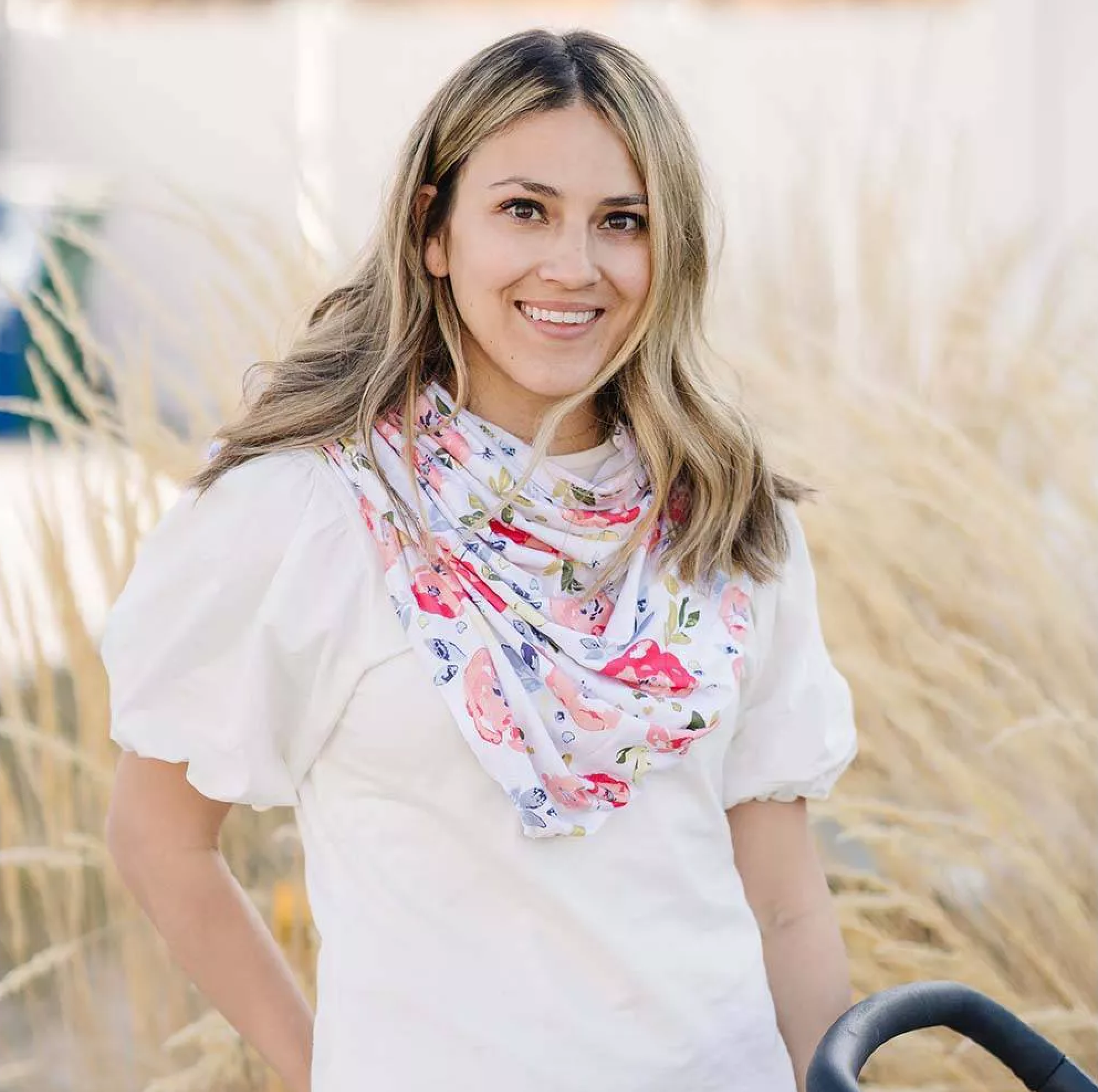 Floral Pop 5-in-1 Multi-Use Nursing Cover 5 in 1 Bebe au Lait