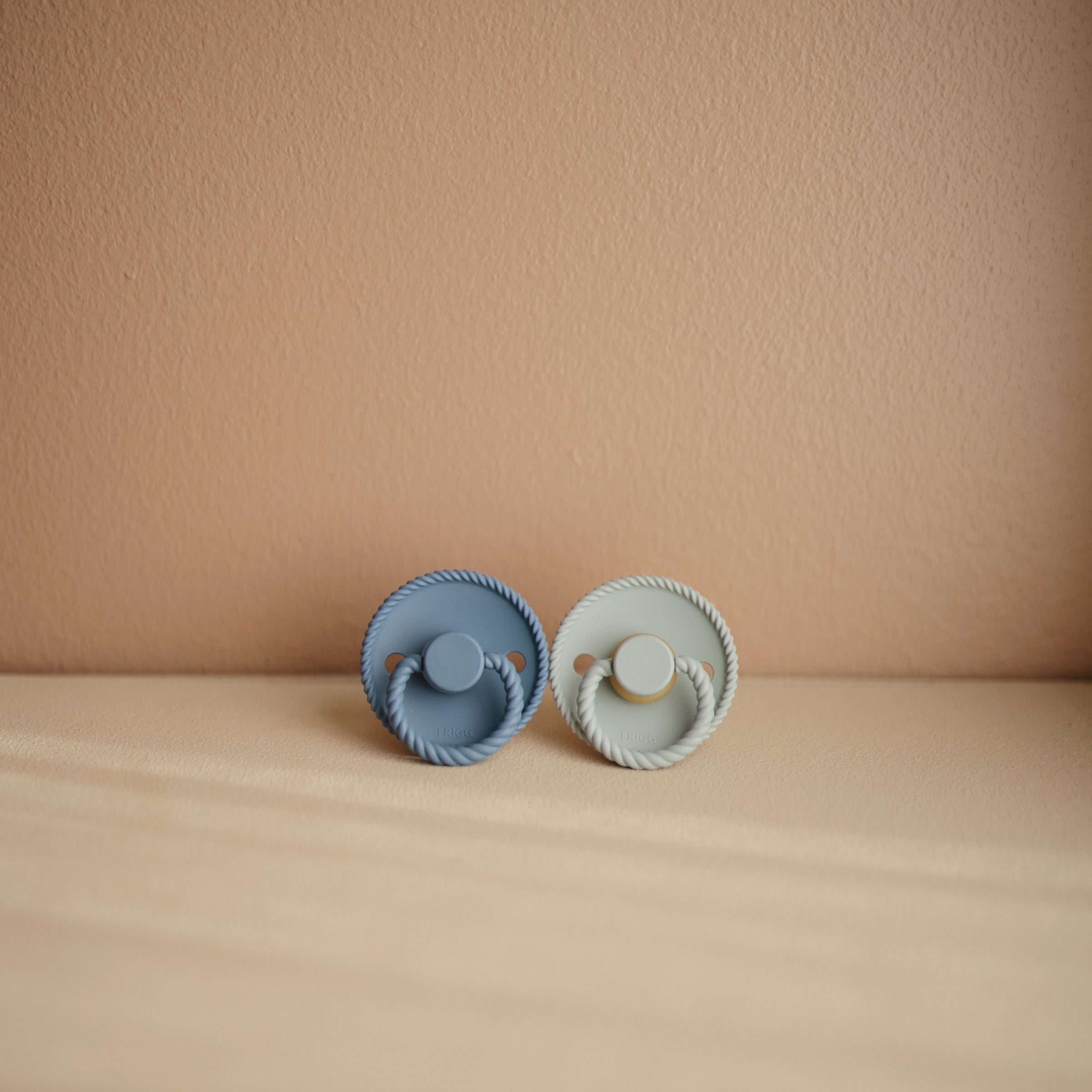 FRIGG Rope Natural Rubber Pacifier 2-Pack FRIGG PACIFIERS Mushie