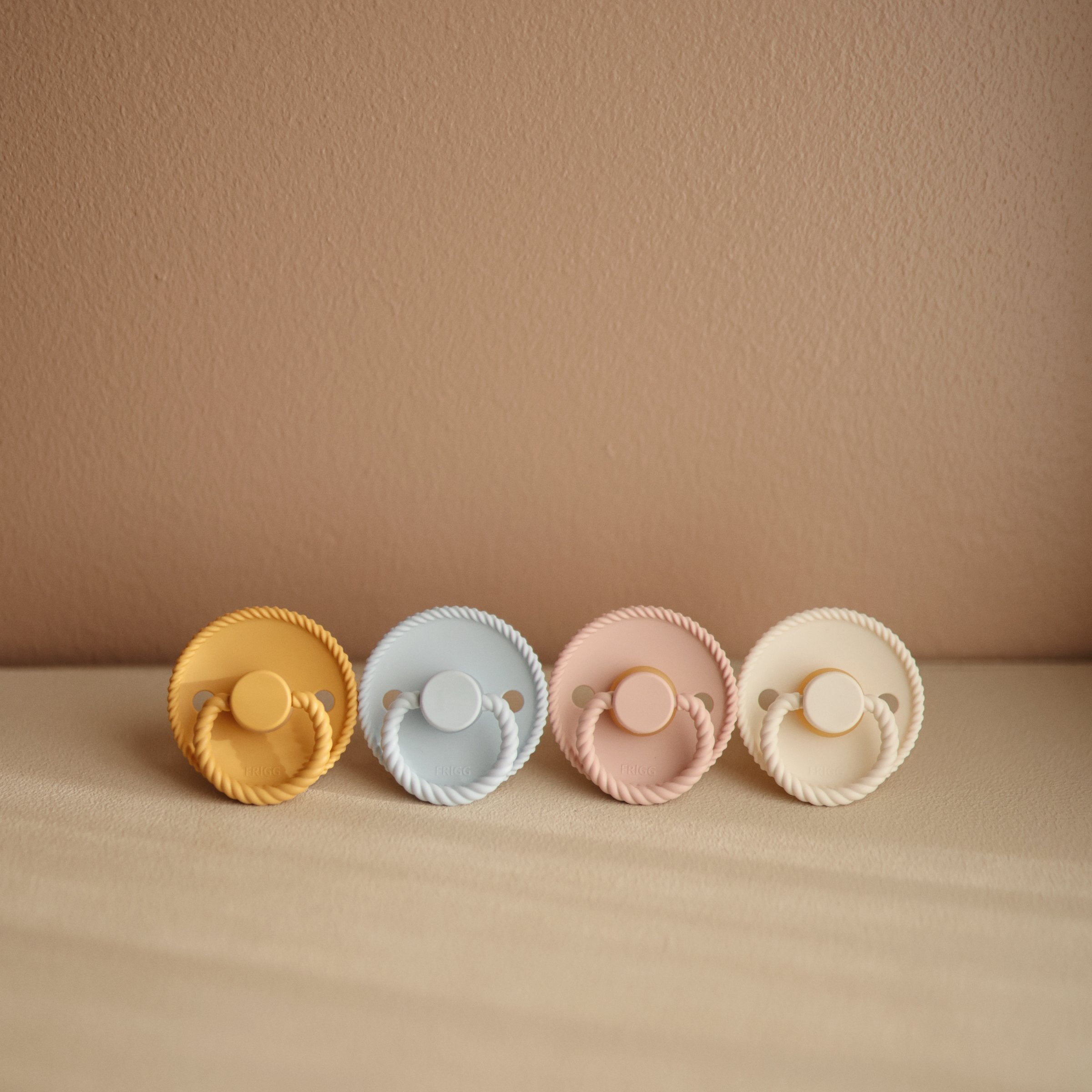 FRIGG Rope Natural Rubber Pacifier 2-Pack FRIGG PACIFIERS Mushie