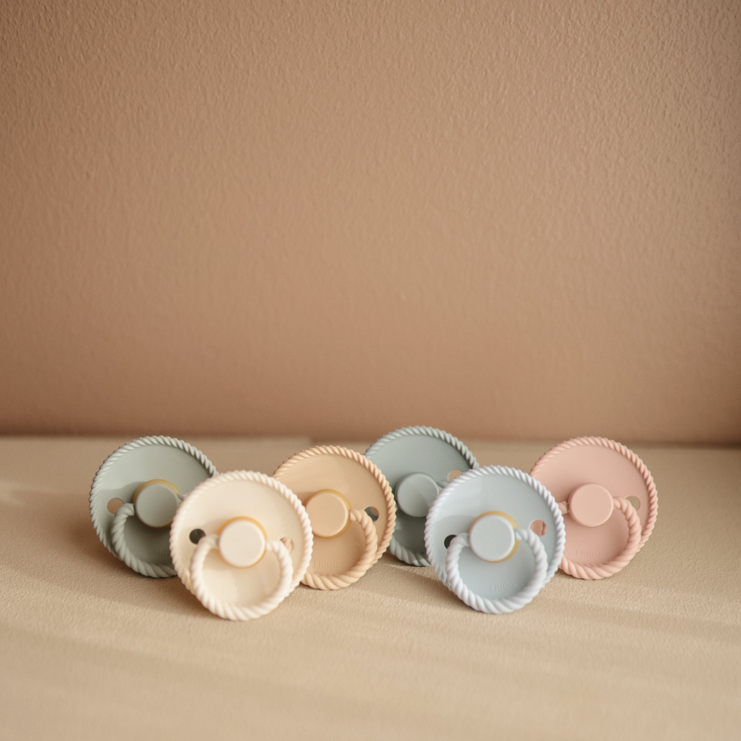 FRIGG Rope Natural Rubber Pacifier 2-Pack FRIGG PACIFIERS Mushie
