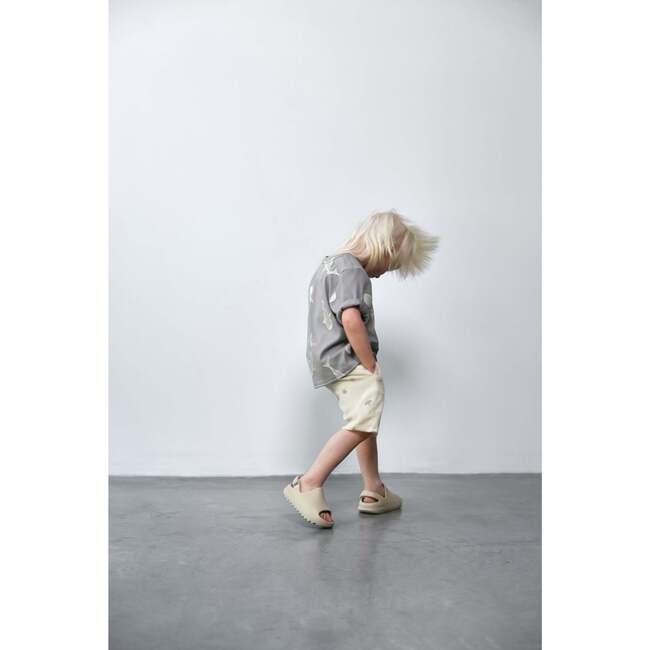 Boxy T-Shirt with All Over Print - Grey