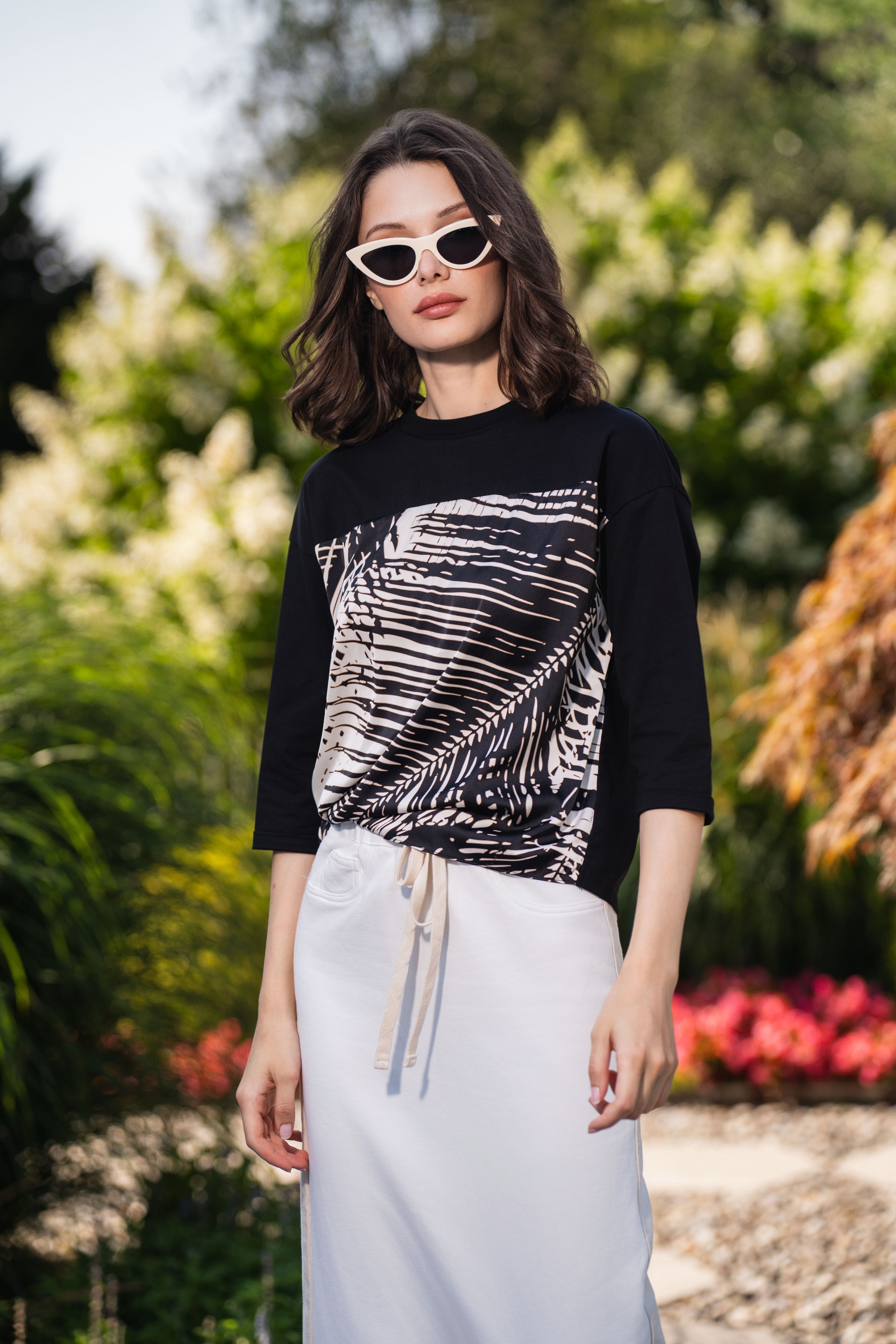 Sandra Top - Black Leaf