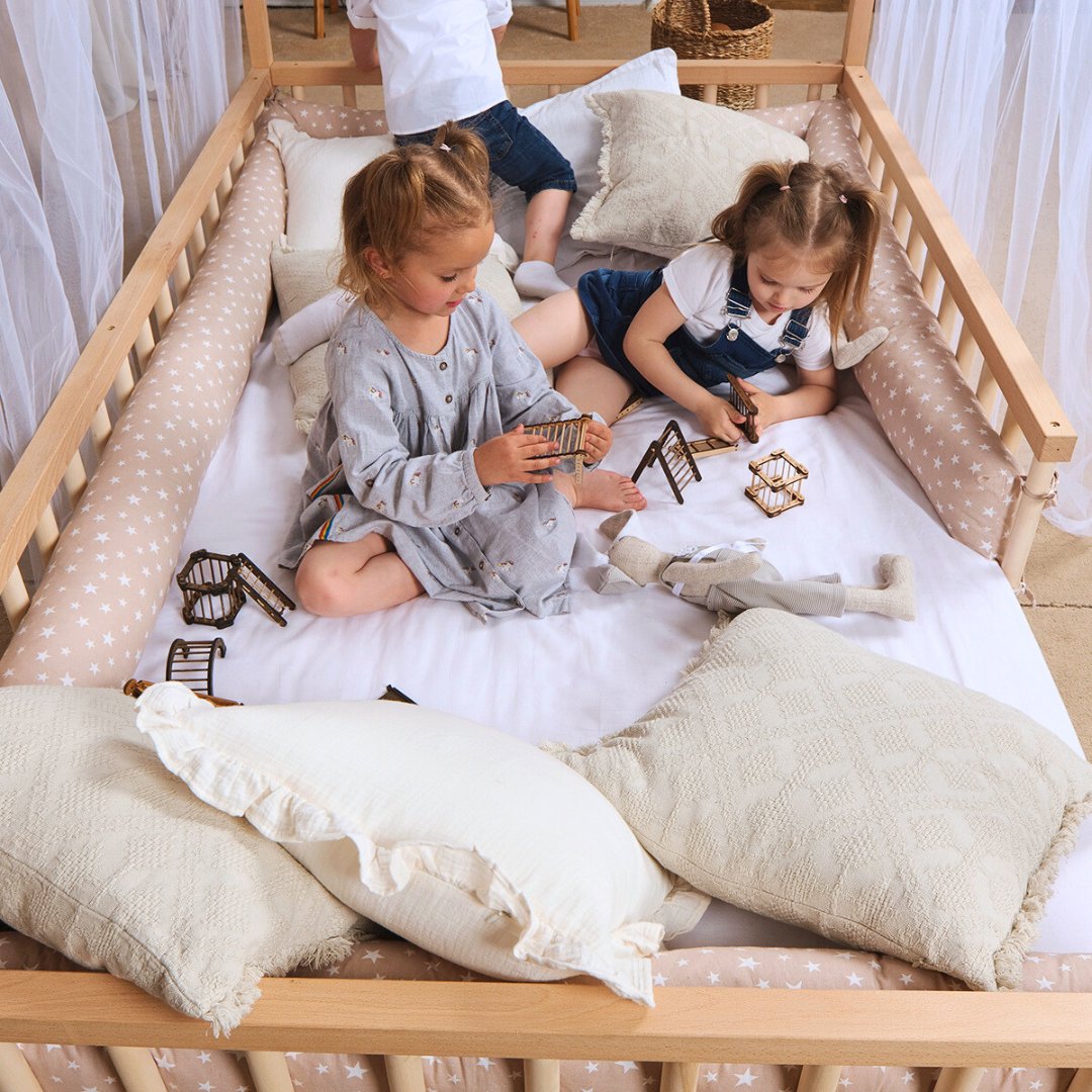 Twin Size Montessori House Bed for Kids with Fence (75x38 inch) Beds Goodevas