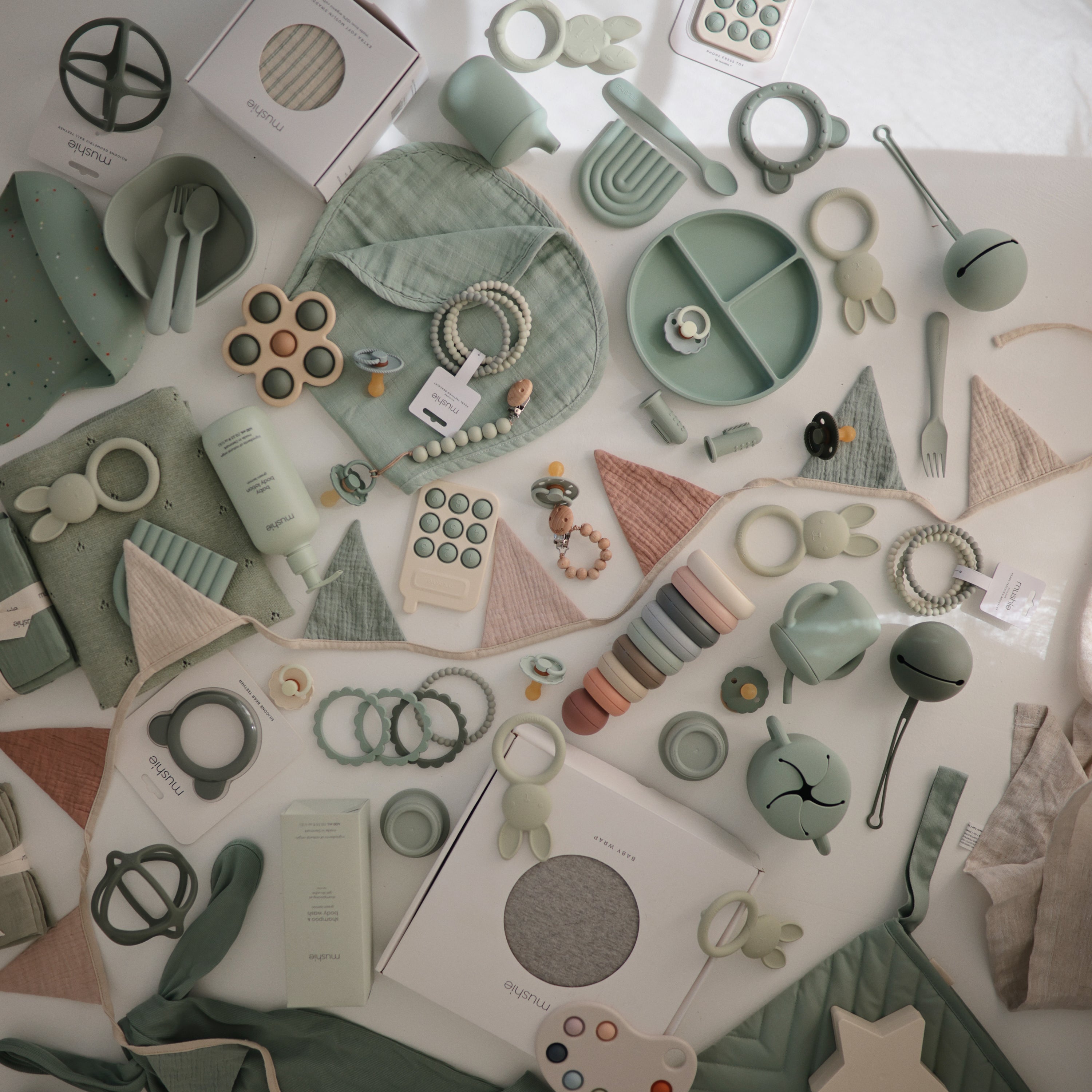 FRIGG Daisy Night Natural Rubber Pacifier 2-Pack FRIGG PACIFIERS Mushie