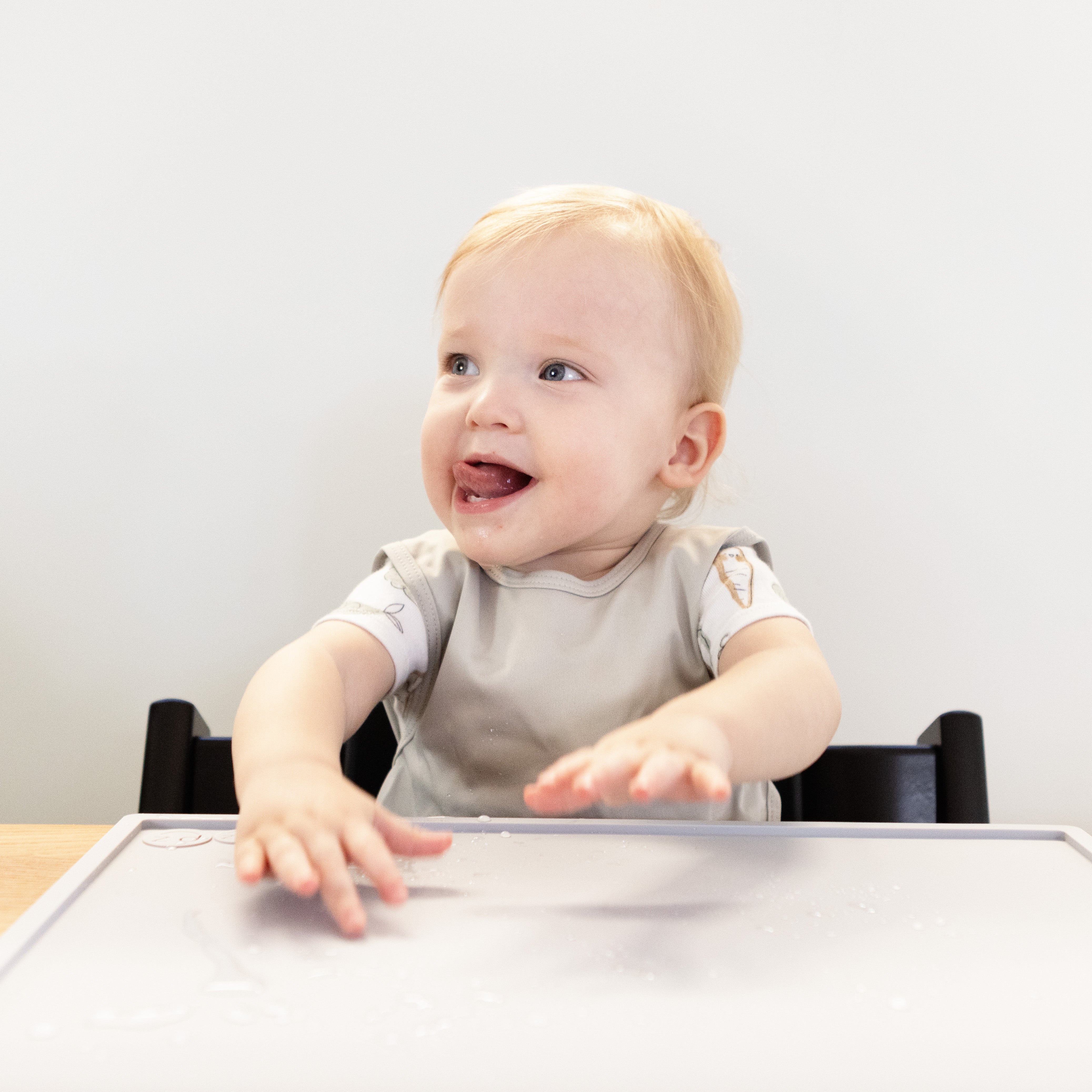 Solid Champagne Minimalist Bapron BapronBaby