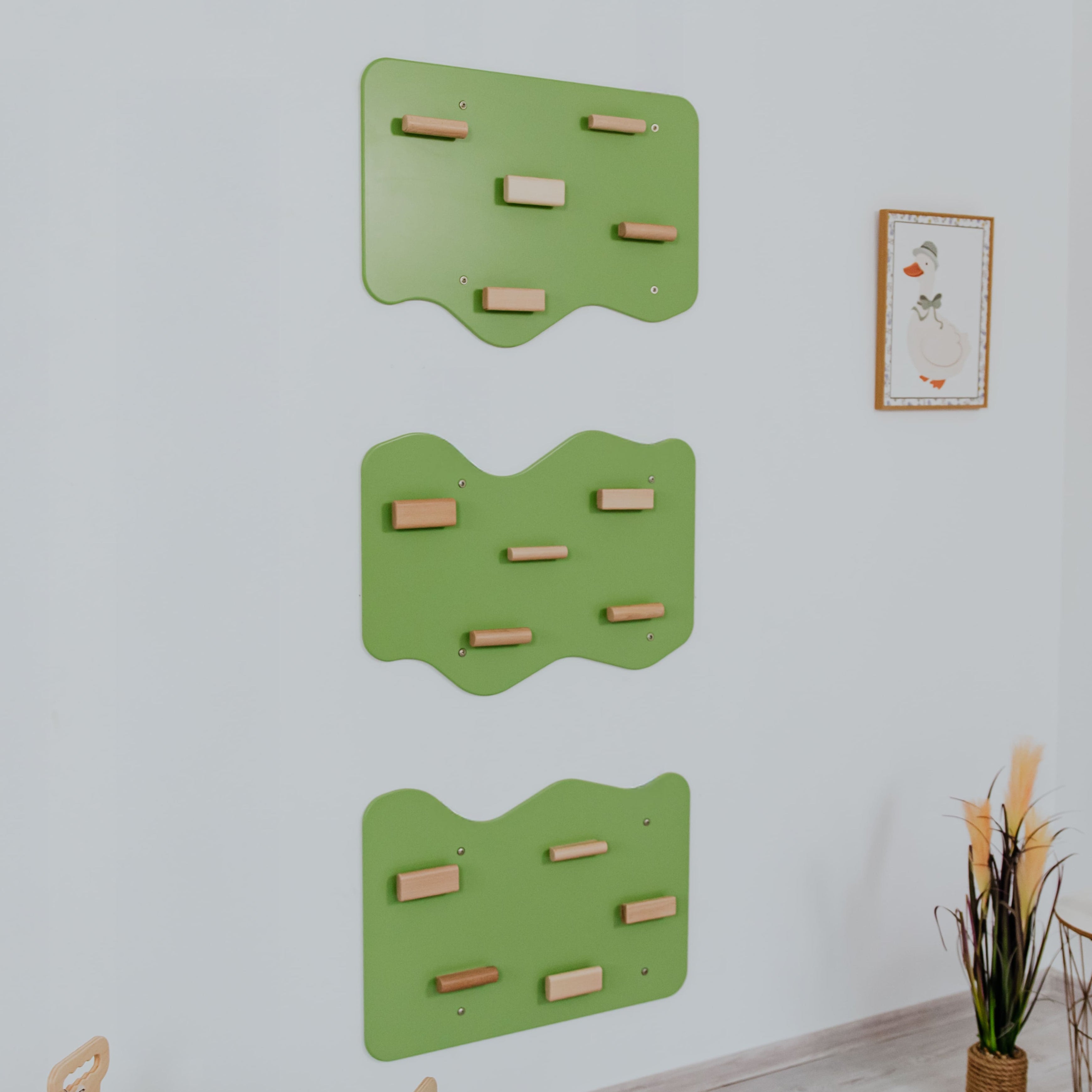 Indoor Rock Wall with Cloud-Shaped Panels & Wooden Climbing Holds for Kids 3-10