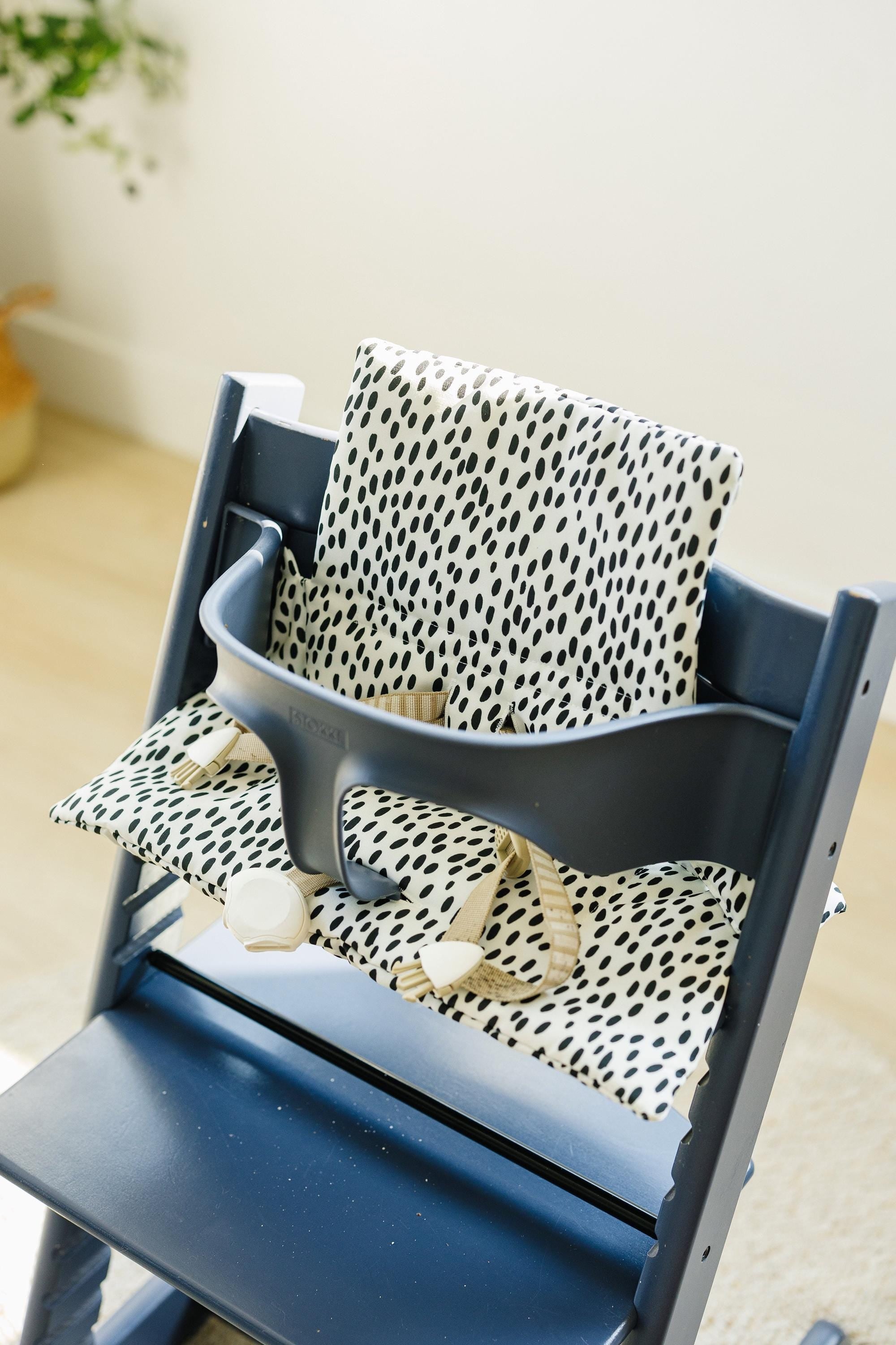 Black Polka Dot Stokke Tripp Trapp Cushion: Wipeable Highchair Accessory