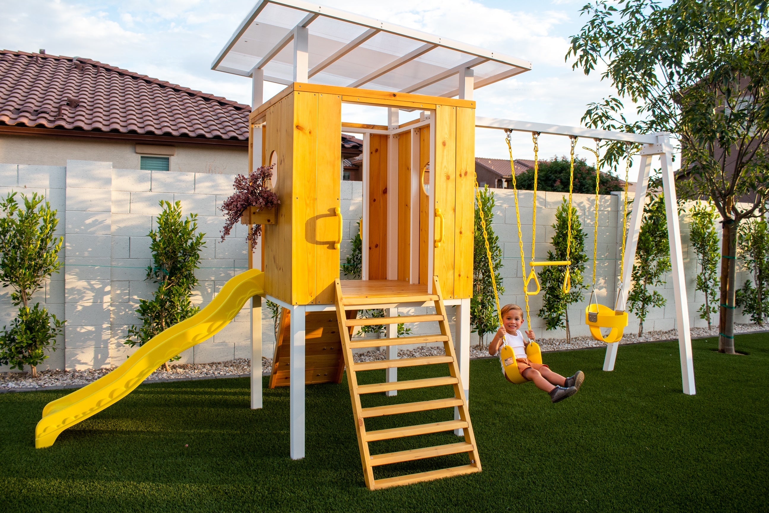 Forest - Modern Backyard Outdoor Swing Set 2 Swings And Trapeze Bar Outdoor Avenlur.com