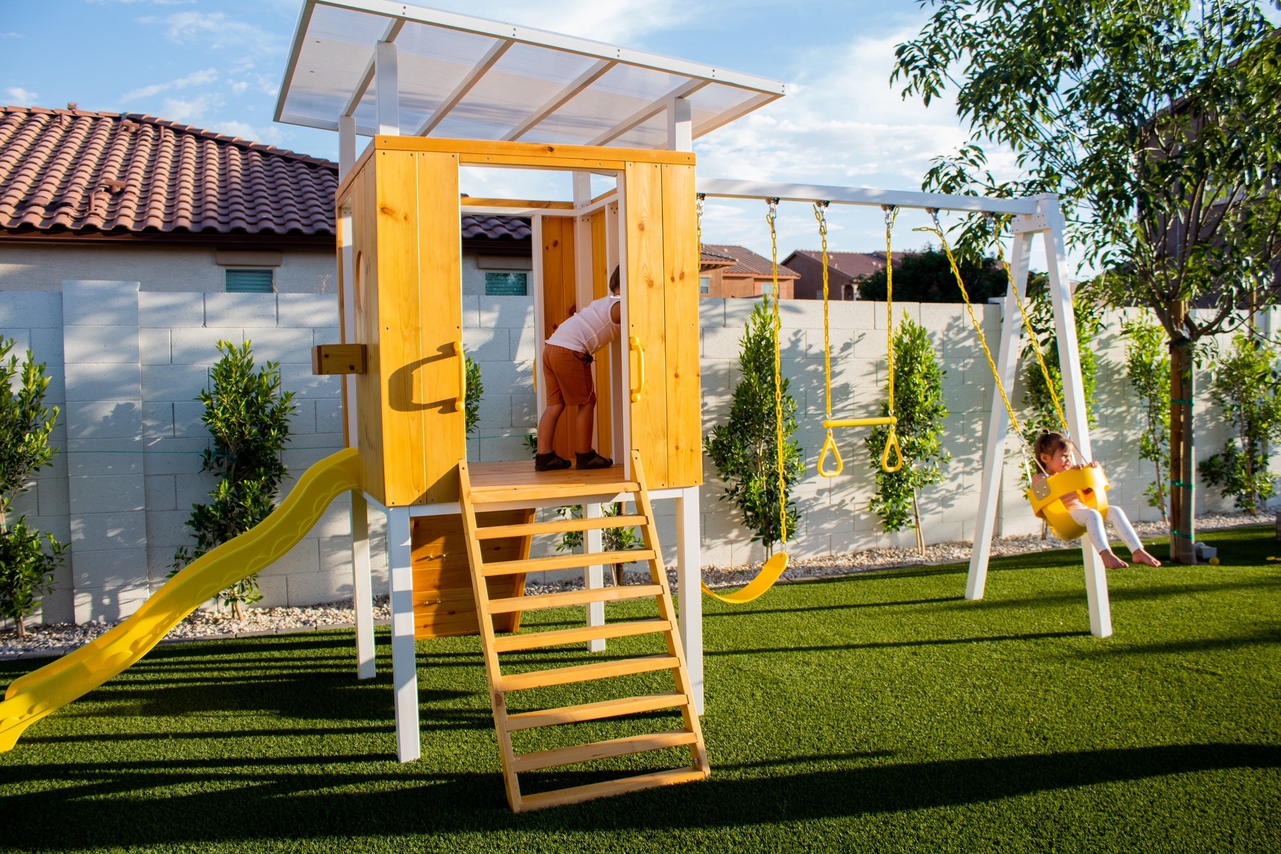 Forest - Modern Backyard Outdoor Swing Set 2 Swings And Trapeze Bar Outdoor Avenlur.com