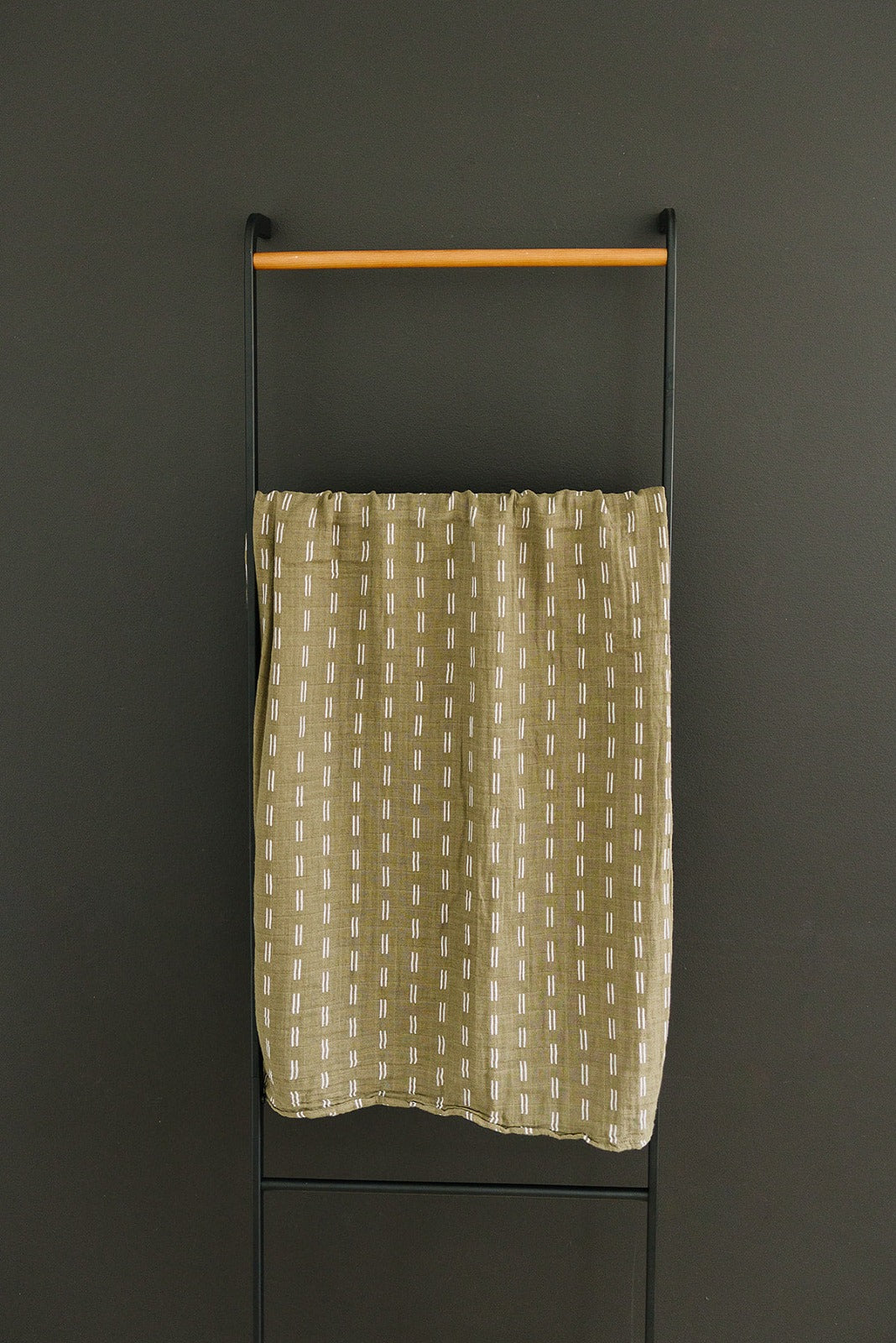 Olive Strokes Muslin Swaddle Blanket Mebie Baby
