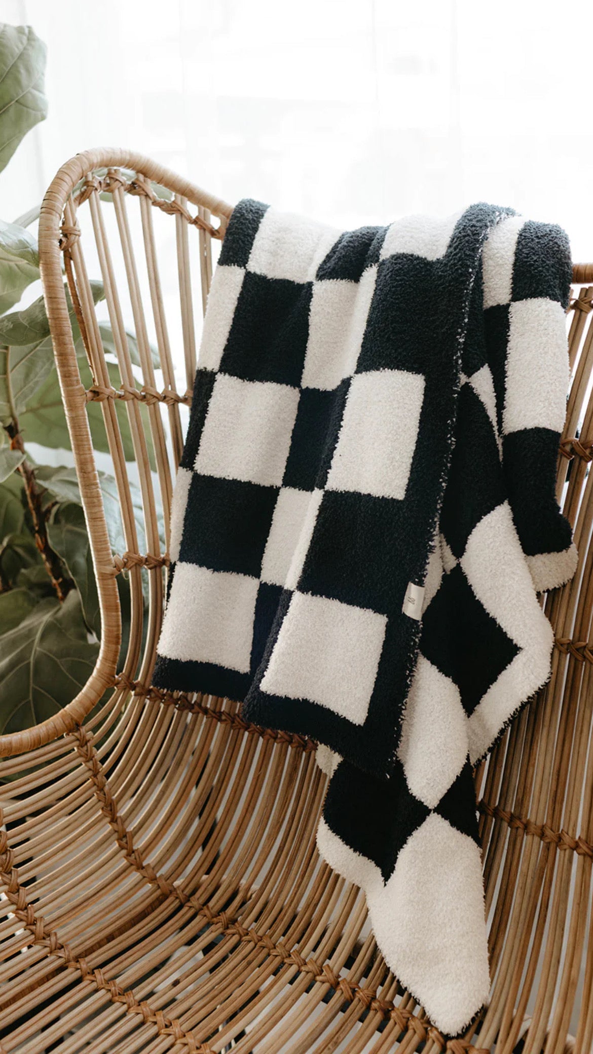 Plush Blanket | Black & White Checkerboard