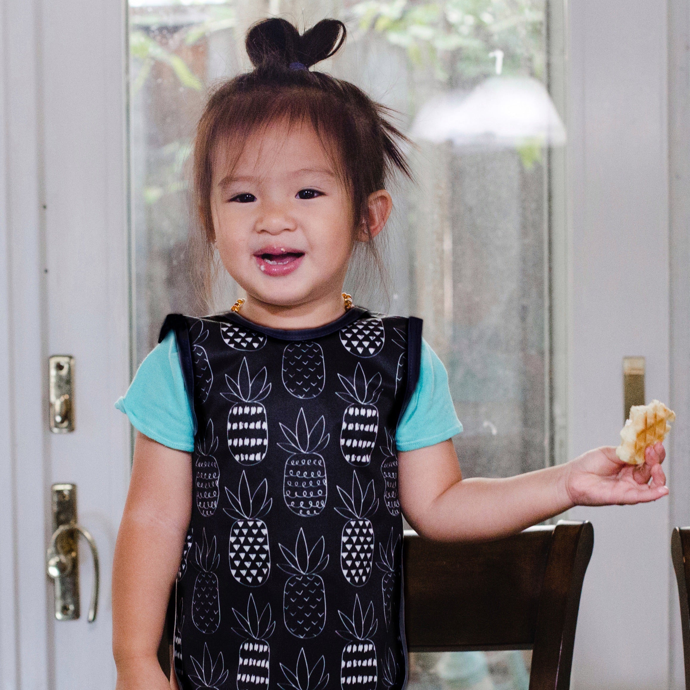 Pineapple Monochrome Bapron BapronBaby