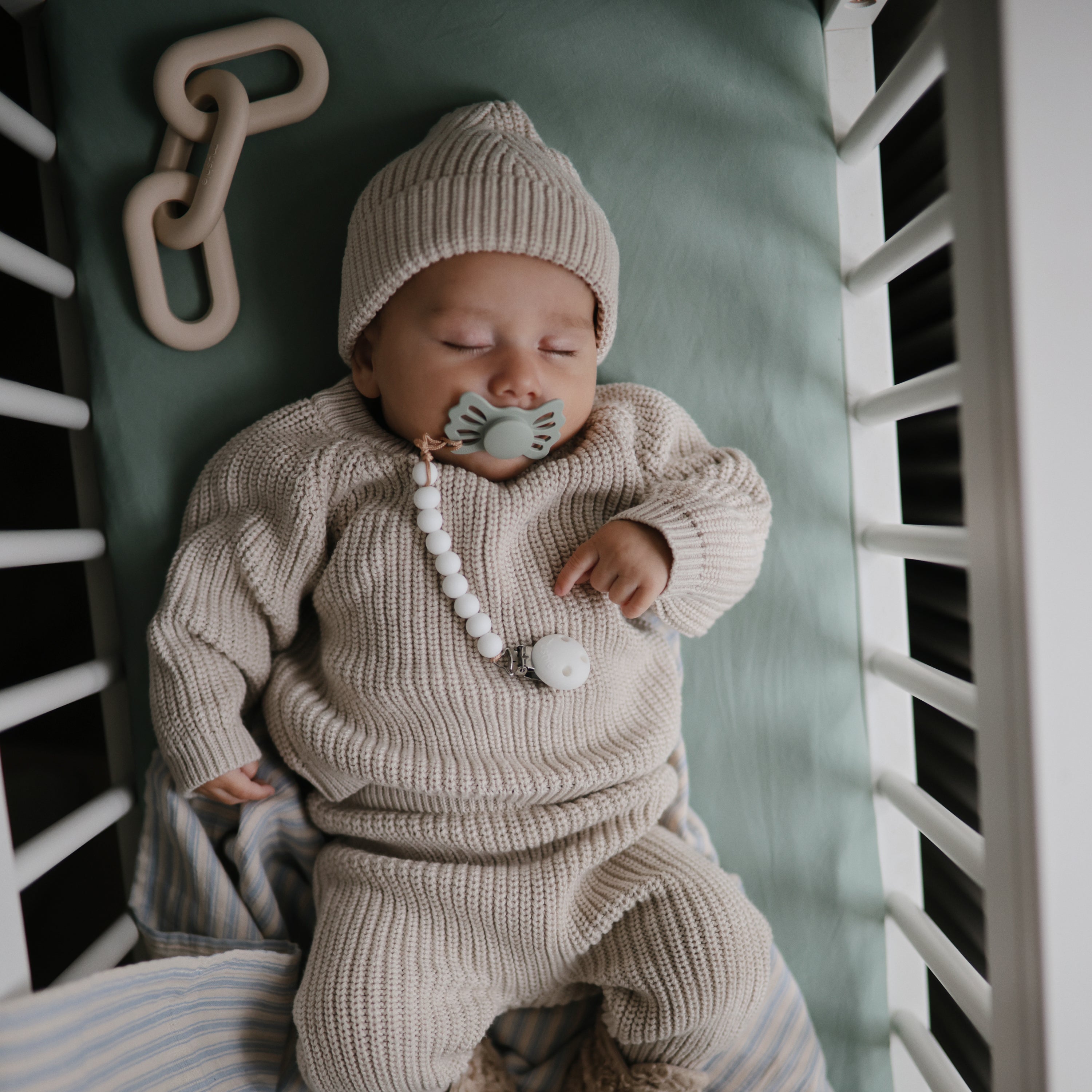 Links Teether teether Mushie